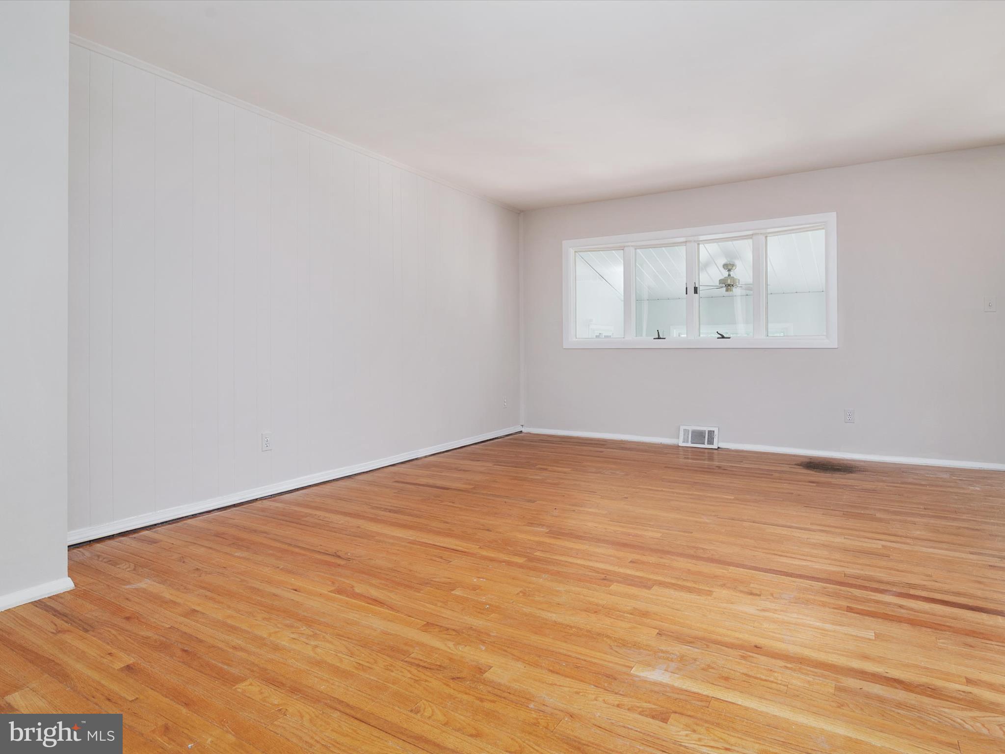 THE HIGHLANDS - Residential