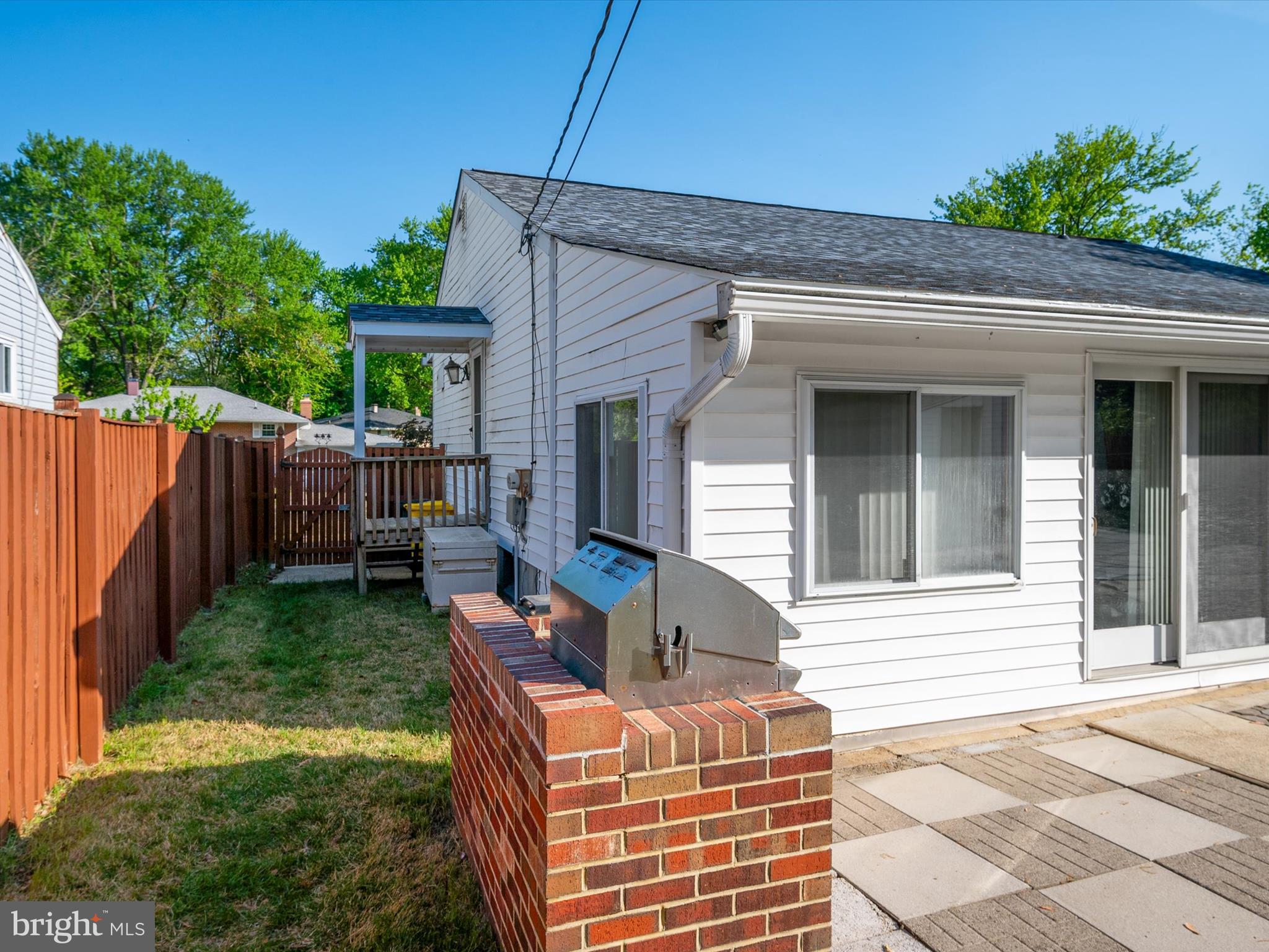 THE HIGHLANDS - Residential