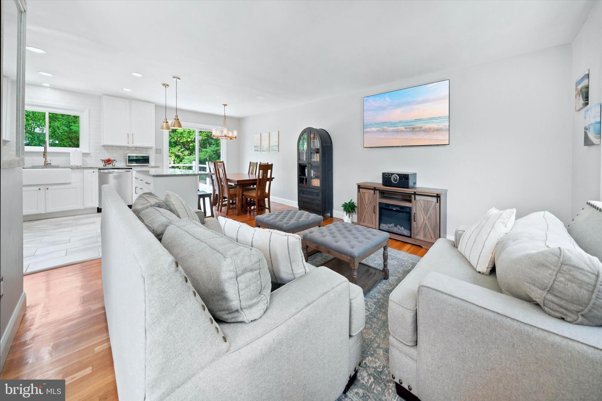 45 N FAWN DRIVE