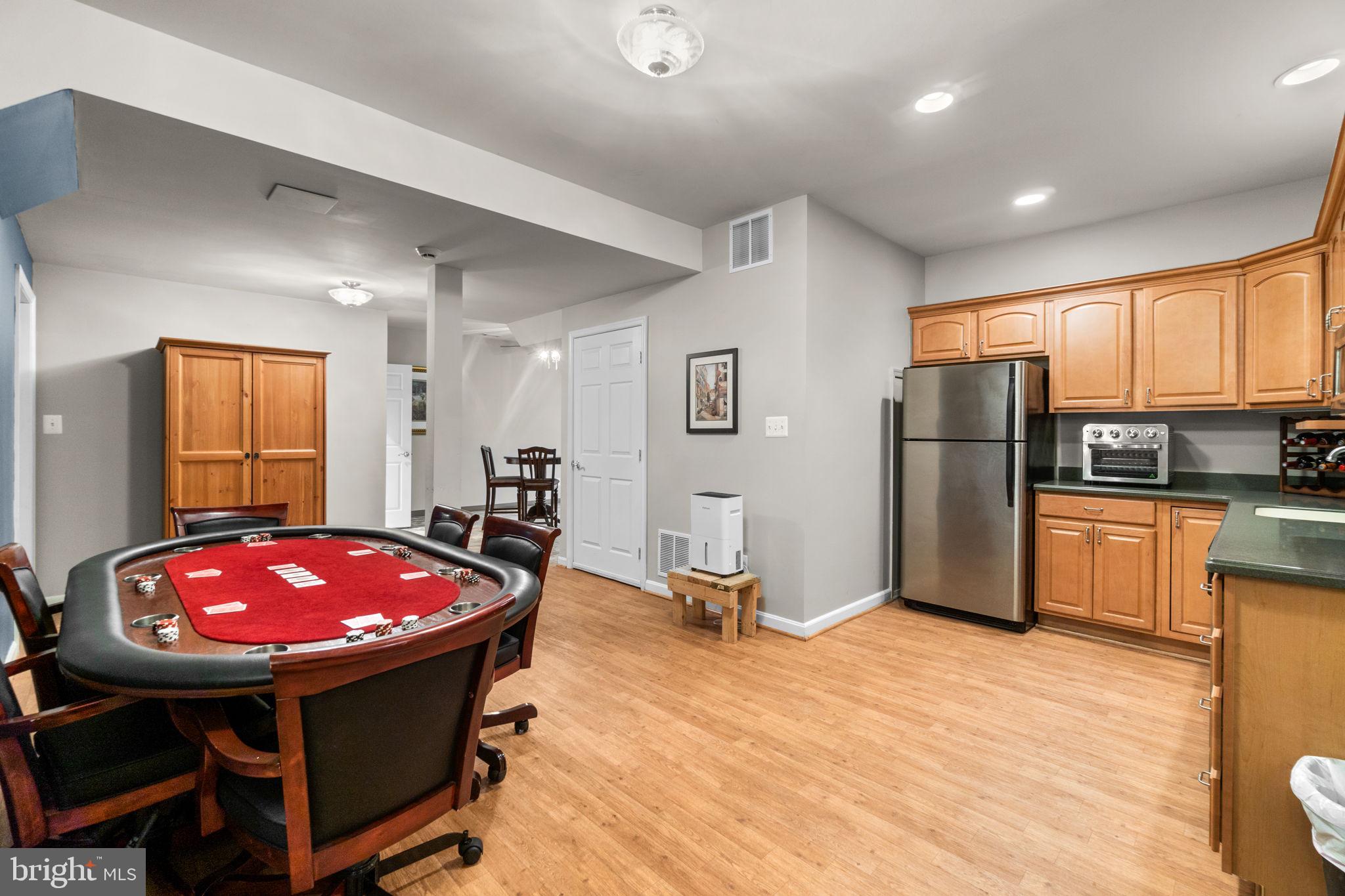 FRIENDSHIP FARMS - Residential