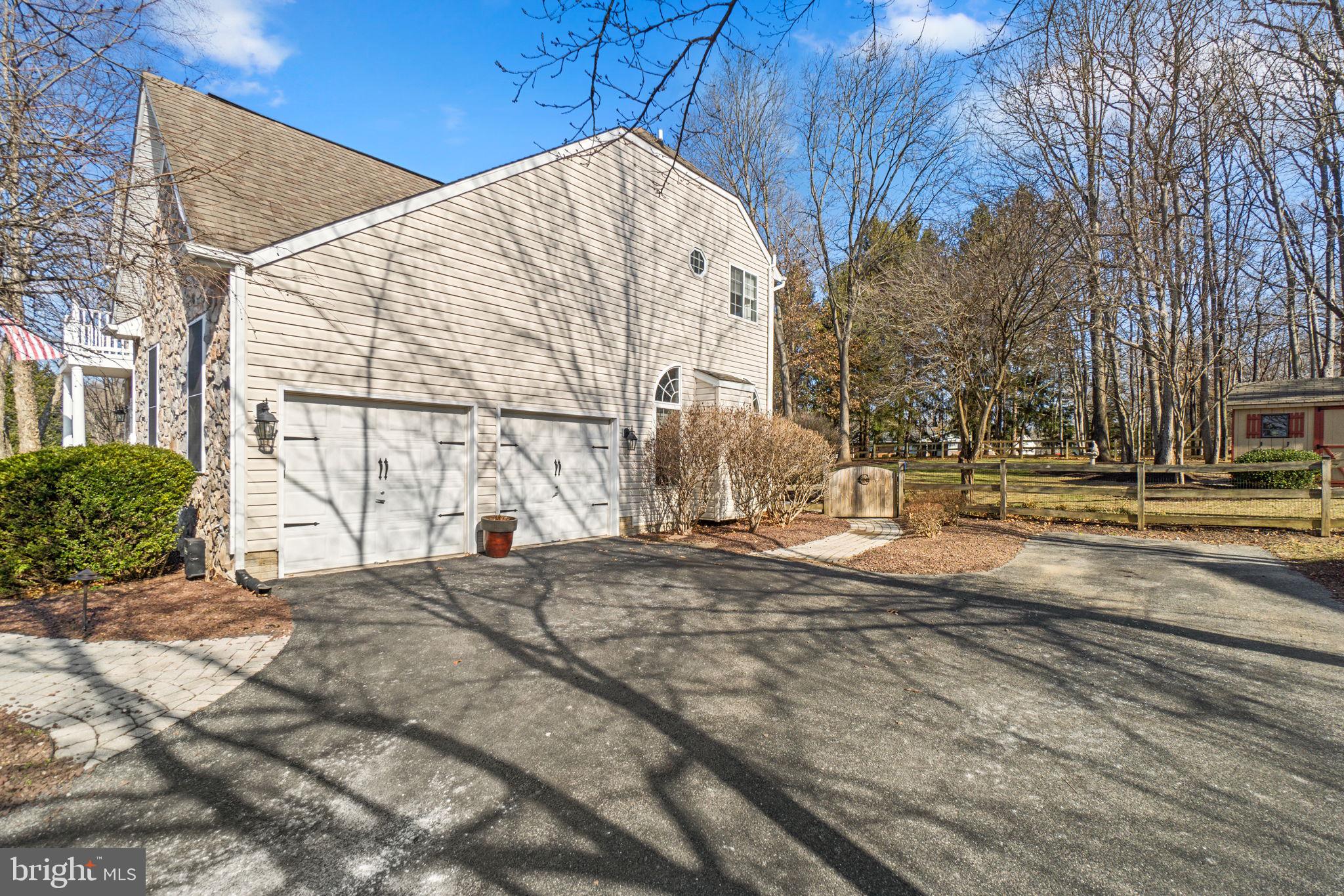 FRIENDSHIP FARMS - Residential