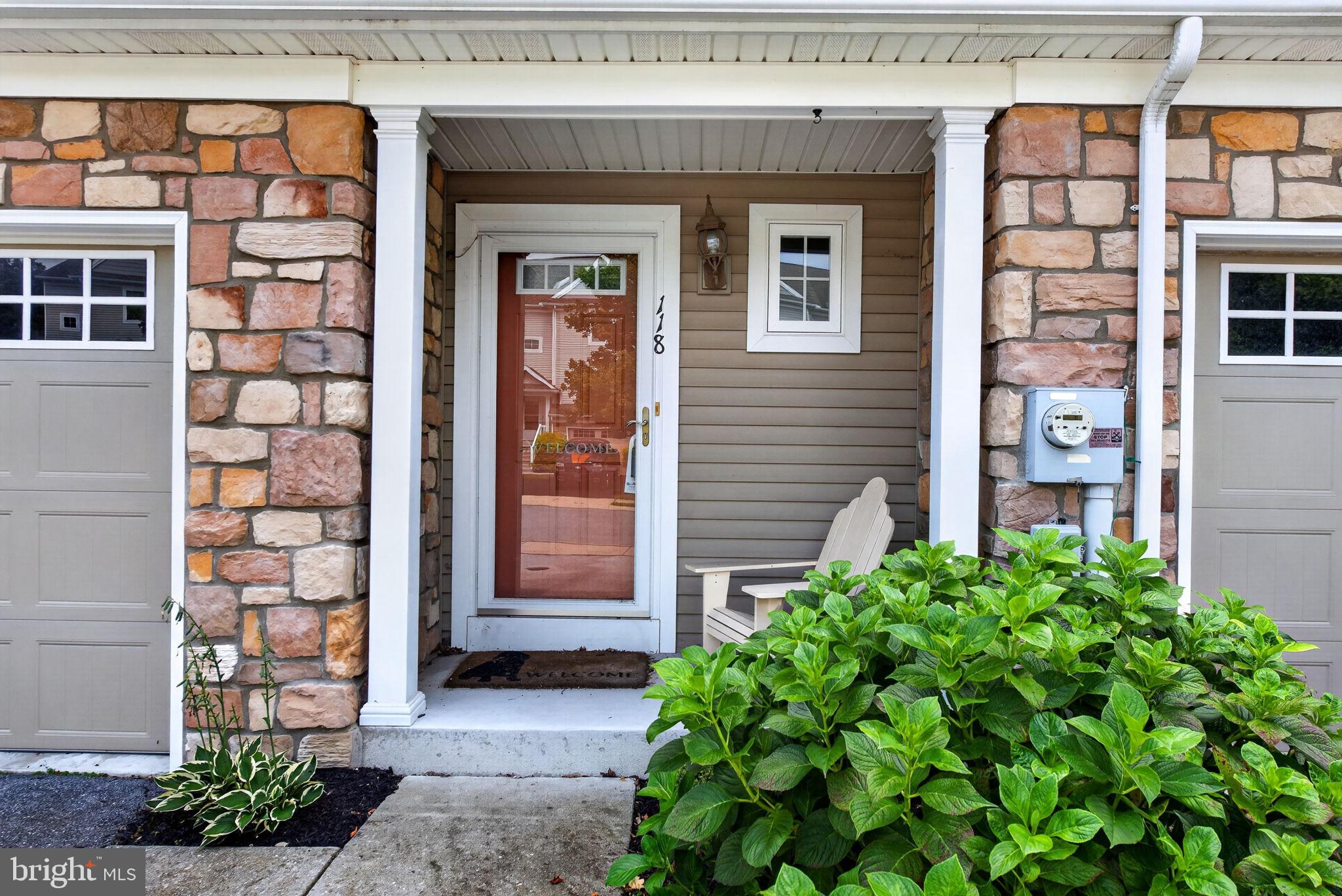 118 RED MAPLE LANE