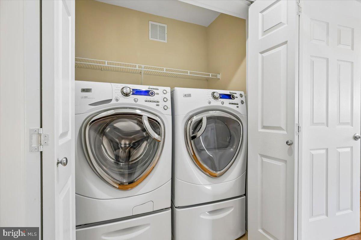 GLENBROOK VILLAGE - Residential