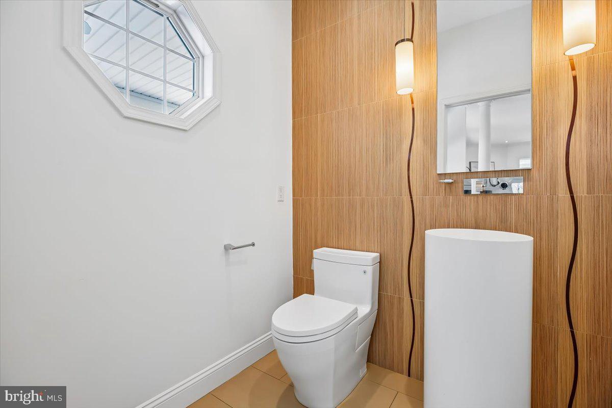 GLENBROOK VILLAGE - Residential