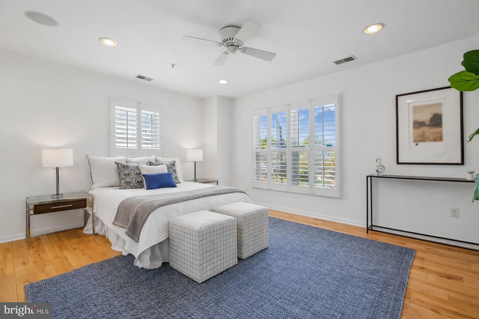 GLENBROOK VILLAGE - Residential