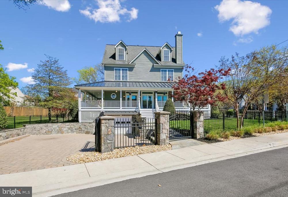 GLENBROOK VILLAGE - Residential