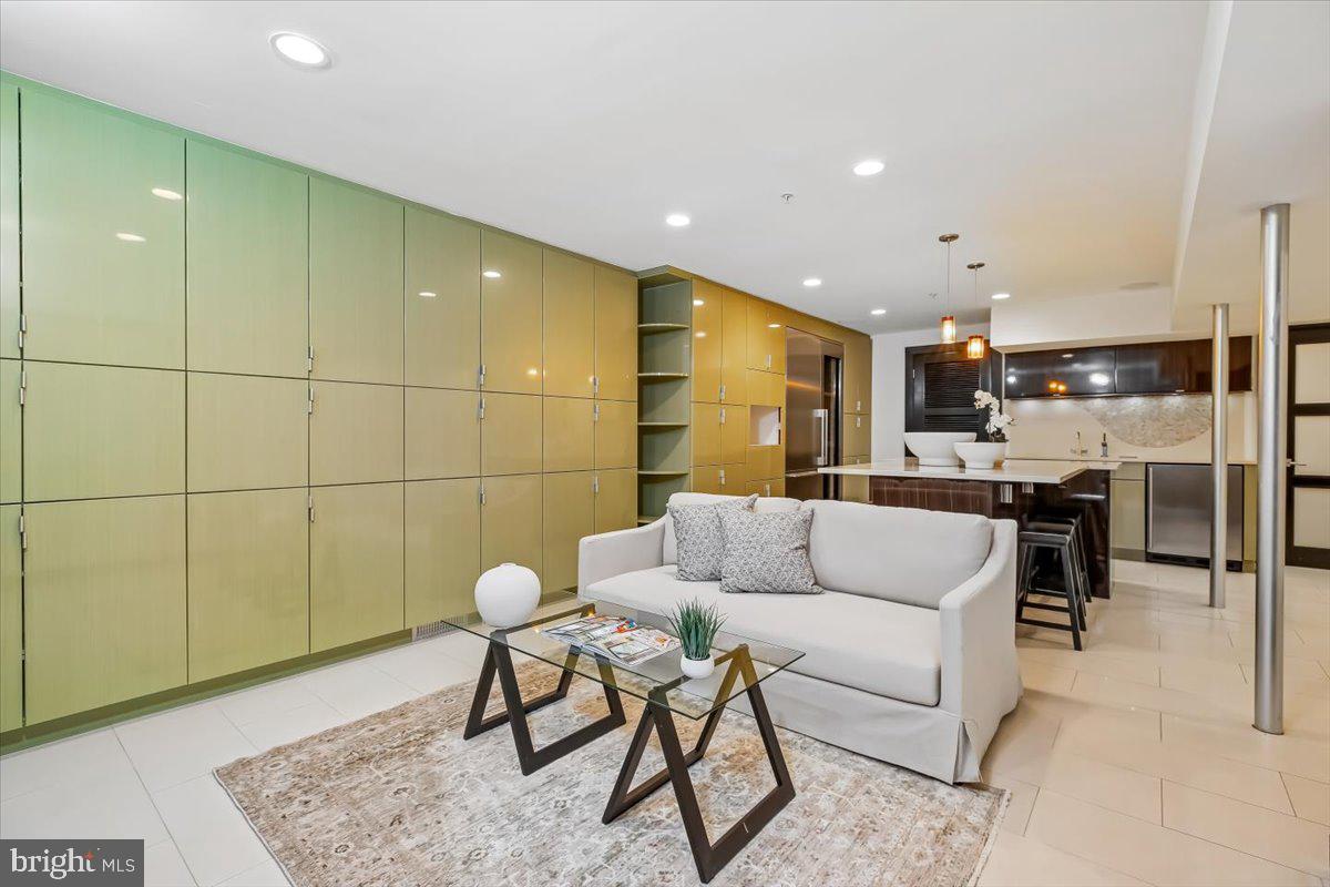 GLENBROOK VILLAGE - Residential