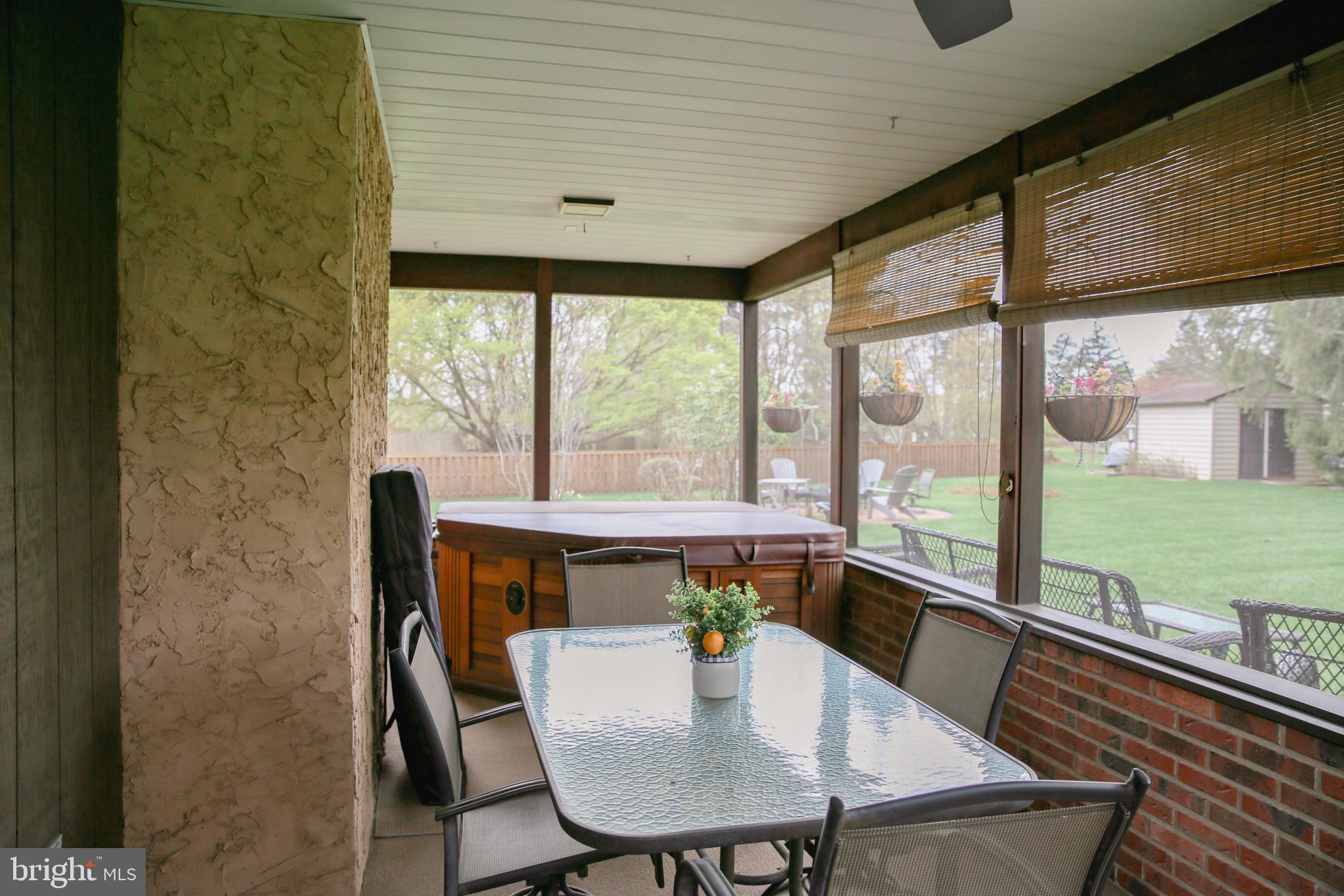 HOLLAND FARMS - Residential