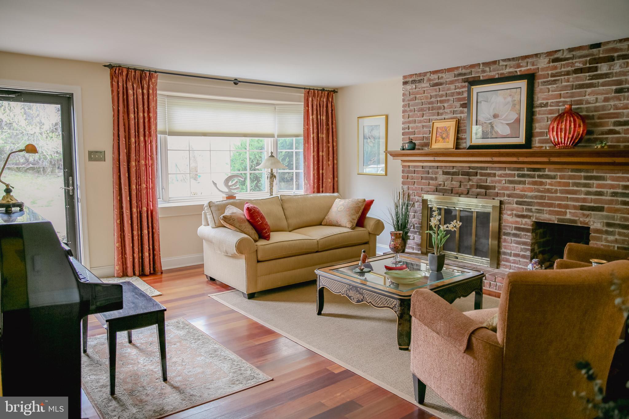 74 LAKEVIEW DRIVE