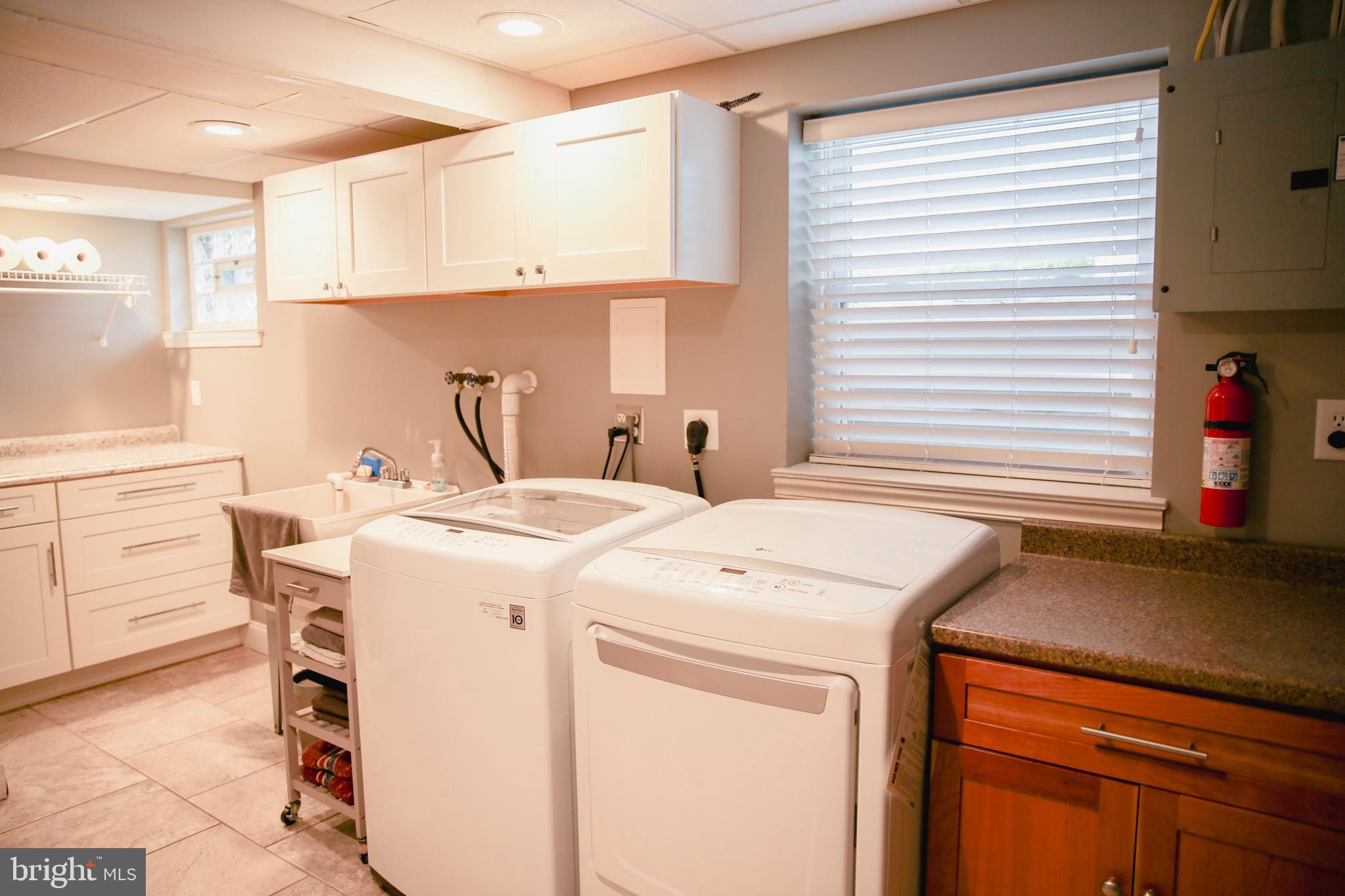 HOLLAND FARMS - Residential