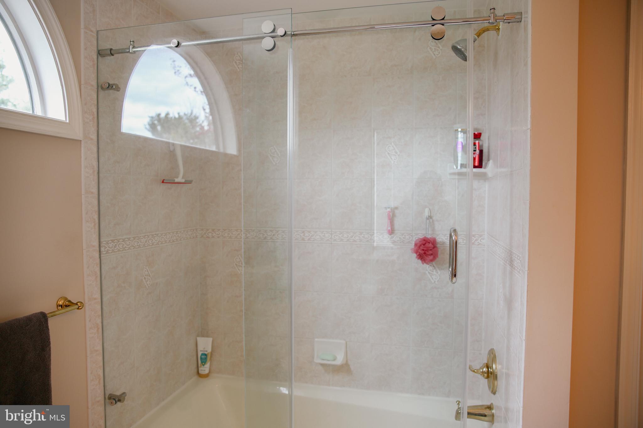 HOLLAND FARMS - Residential