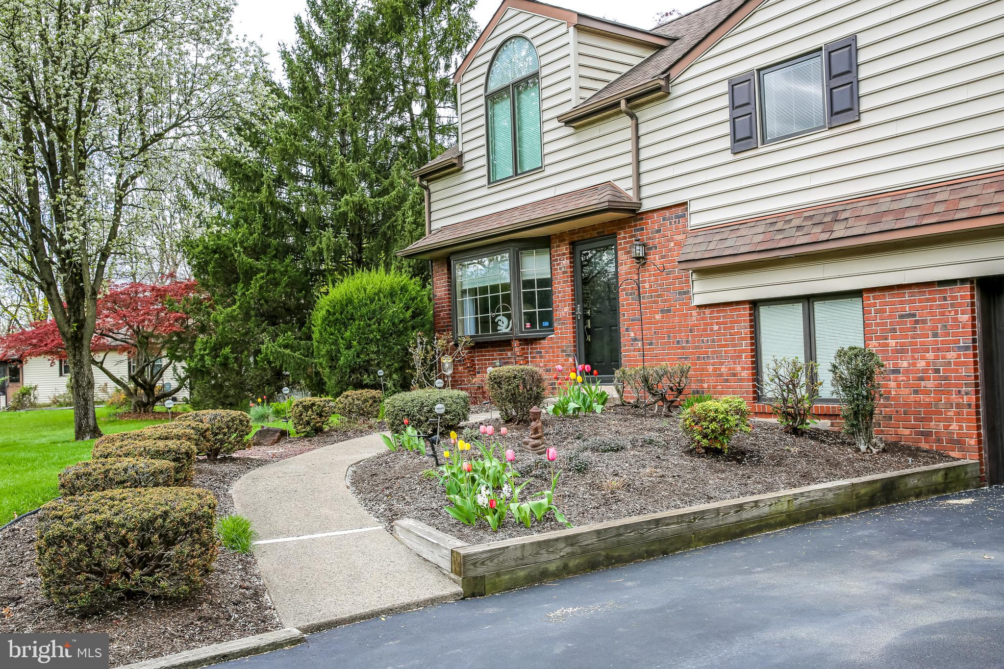 74 LAKEVIEW DRIVE