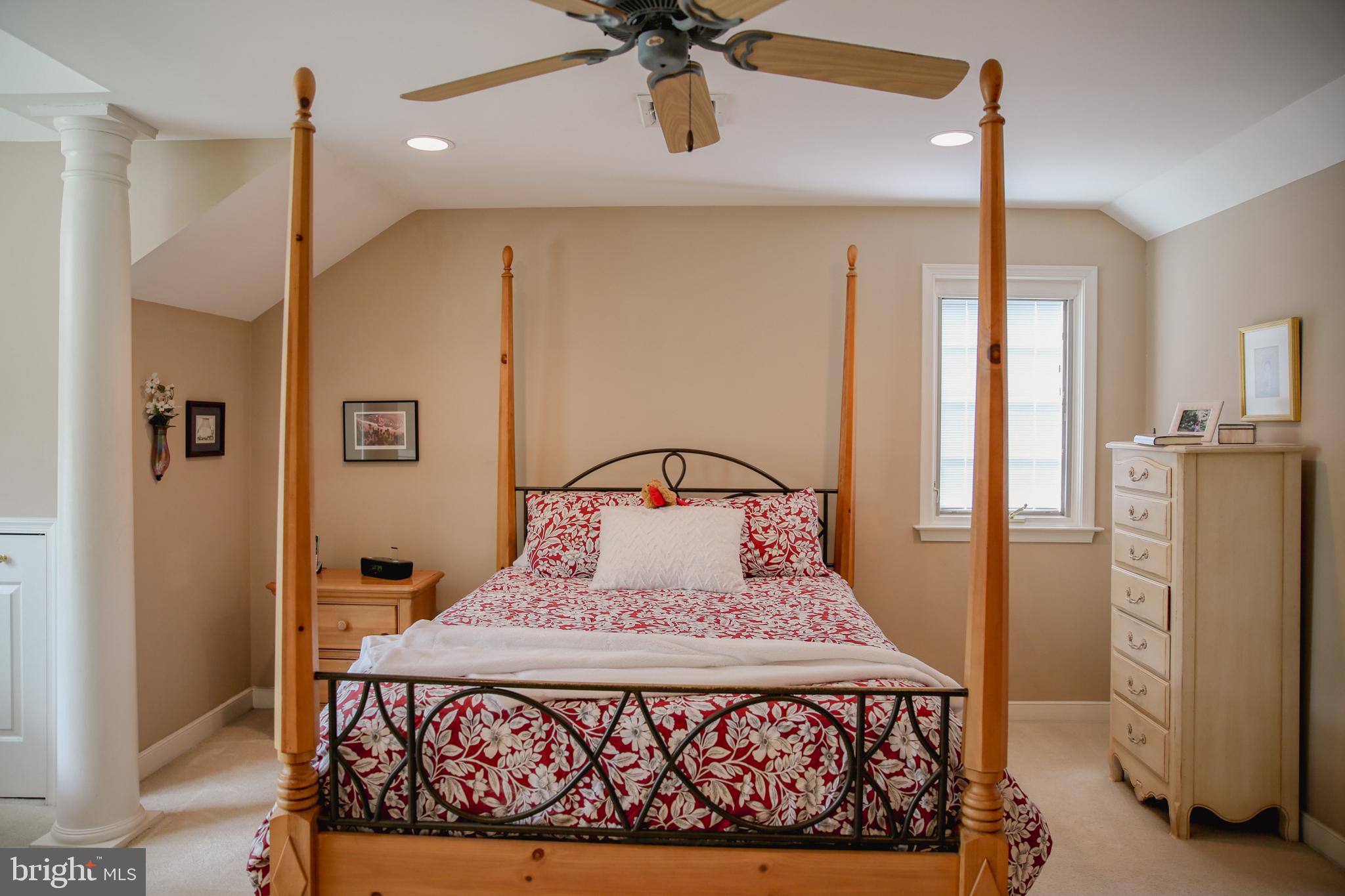 HOLLAND FARMS - Residential