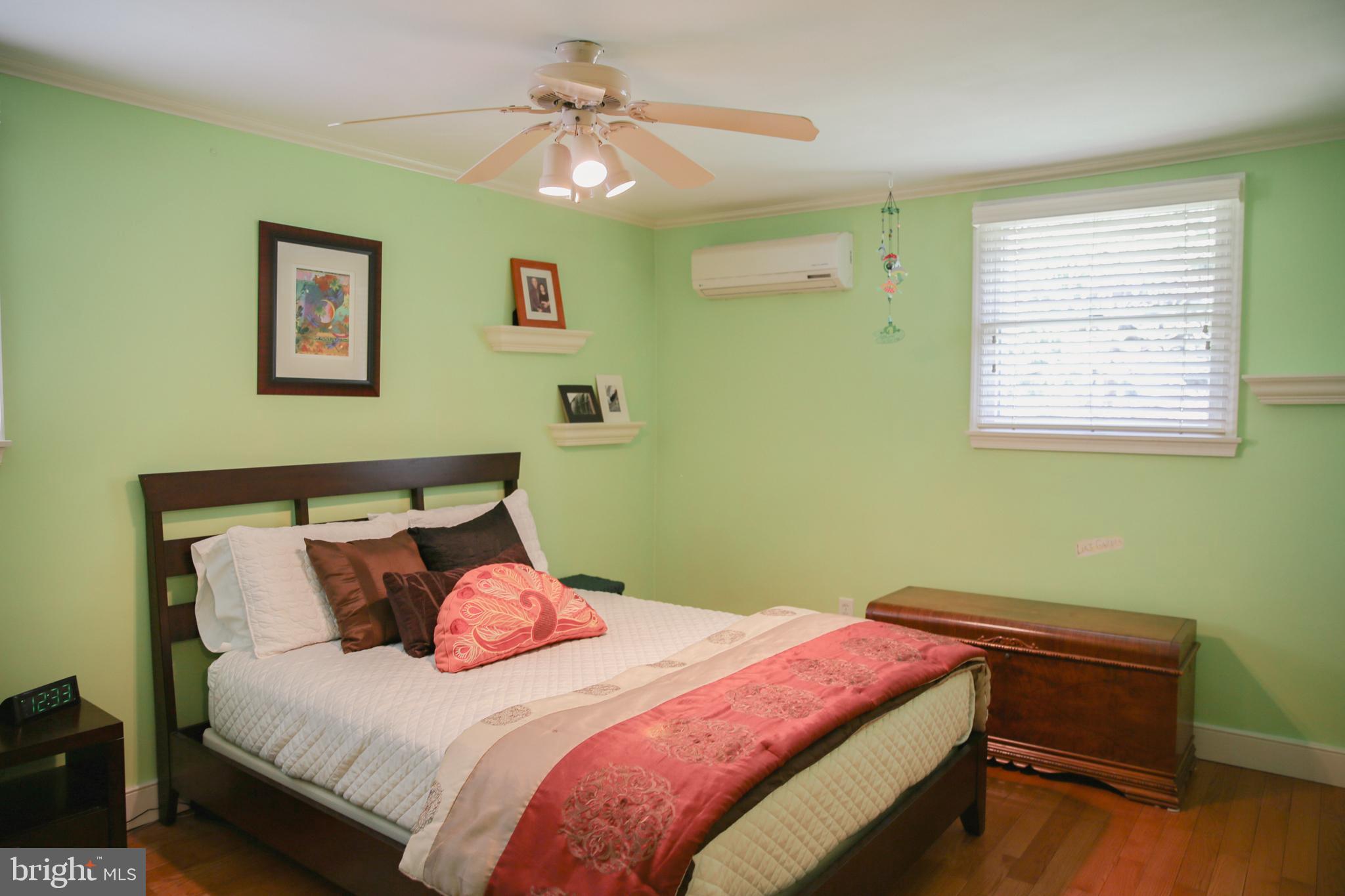 HOLLAND FARMS - Residential