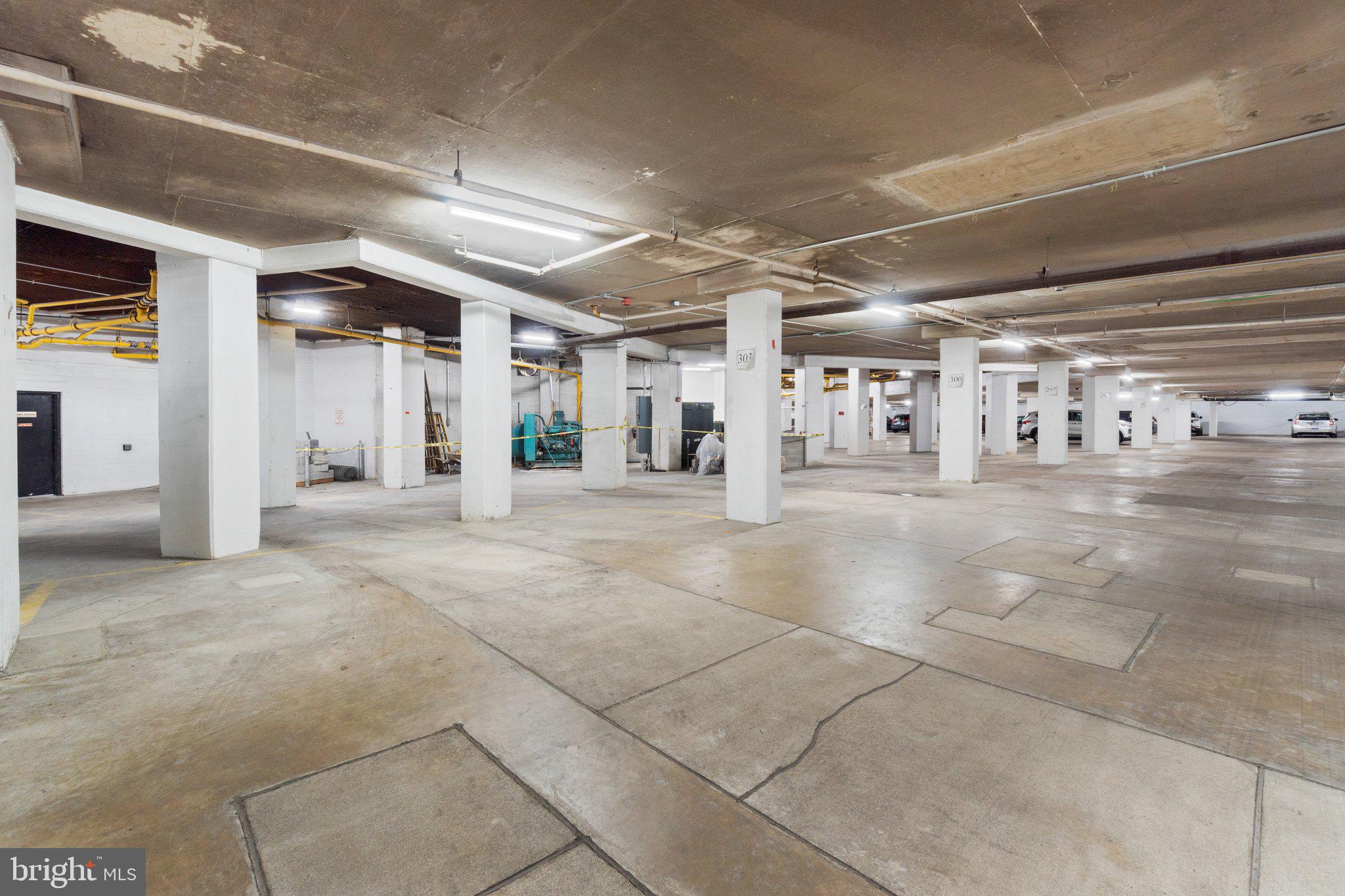 RIDGELY TOWSON CENTER - Residential