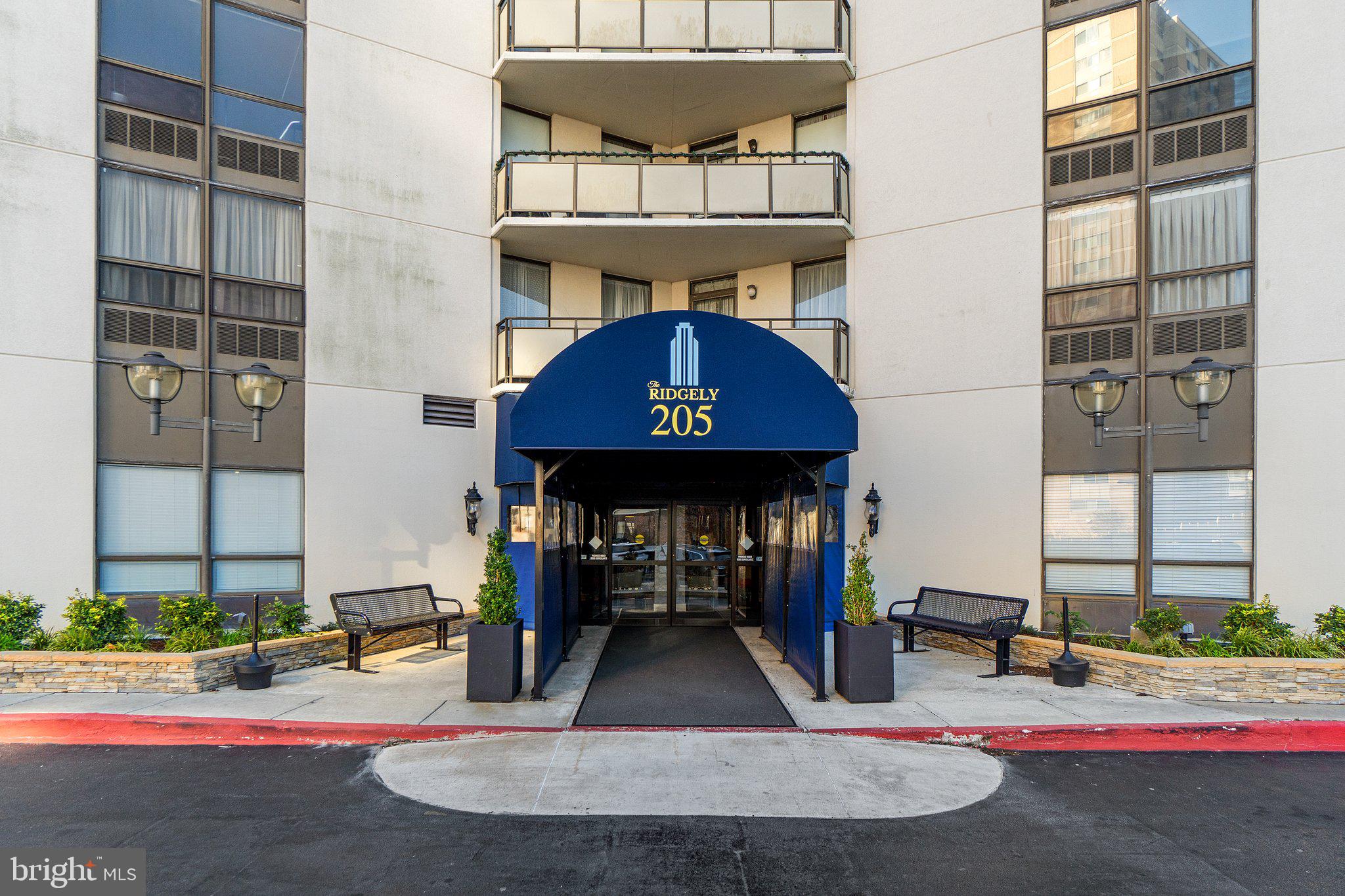 RIDGELY TOWSON CENTER - Residential