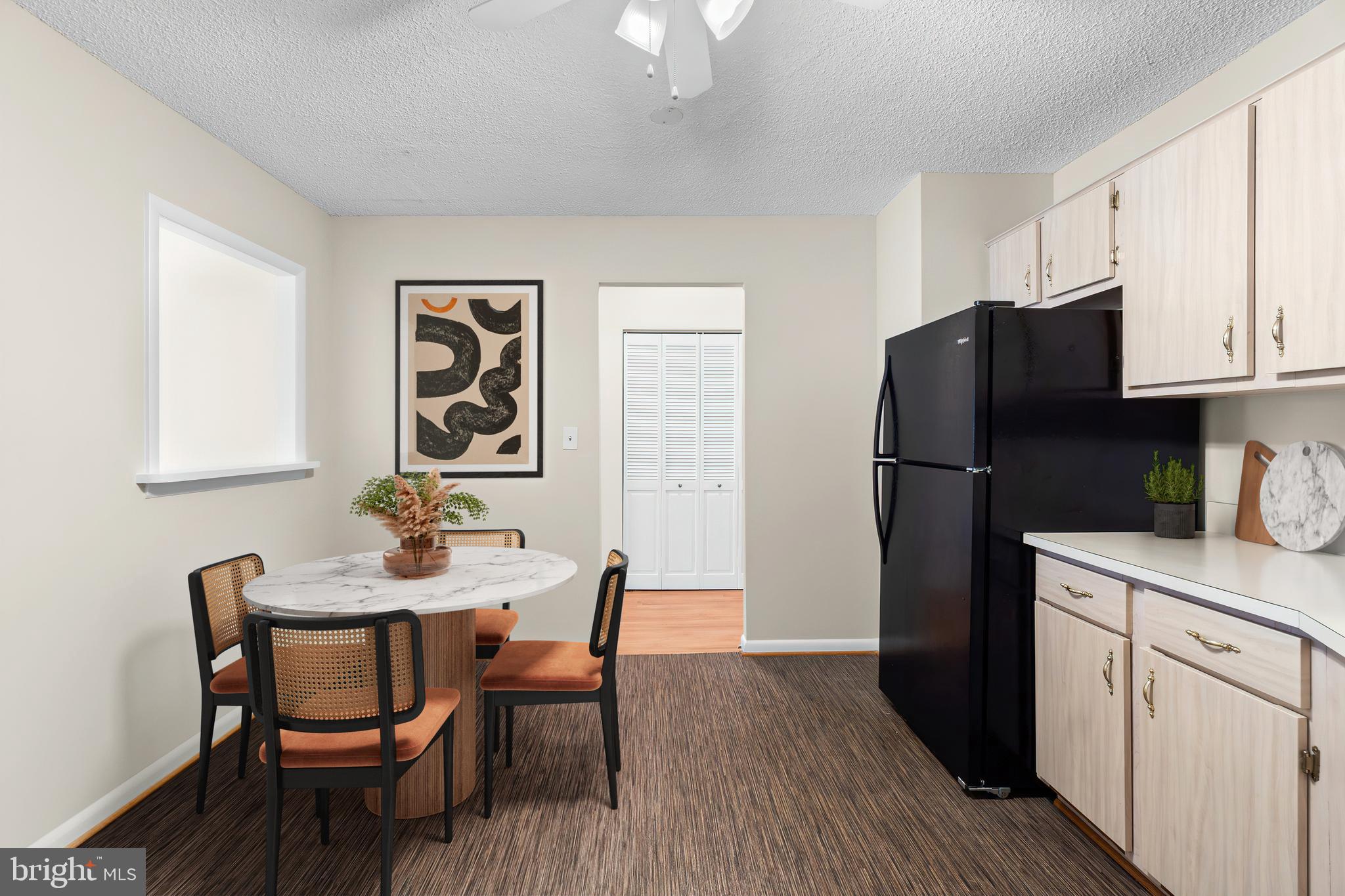 RIDGELY TOWSON CENTER - Residential