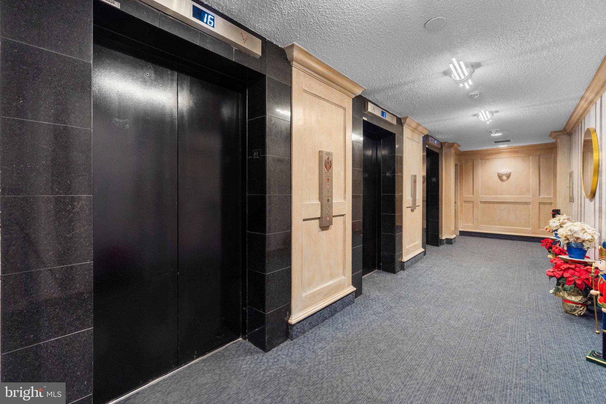 RIDGELY TOWSON CENTER - Residential