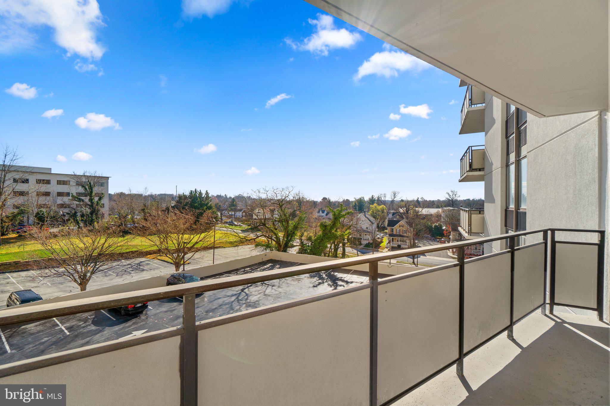 RIDGELY TOWSON CENTER - Residential