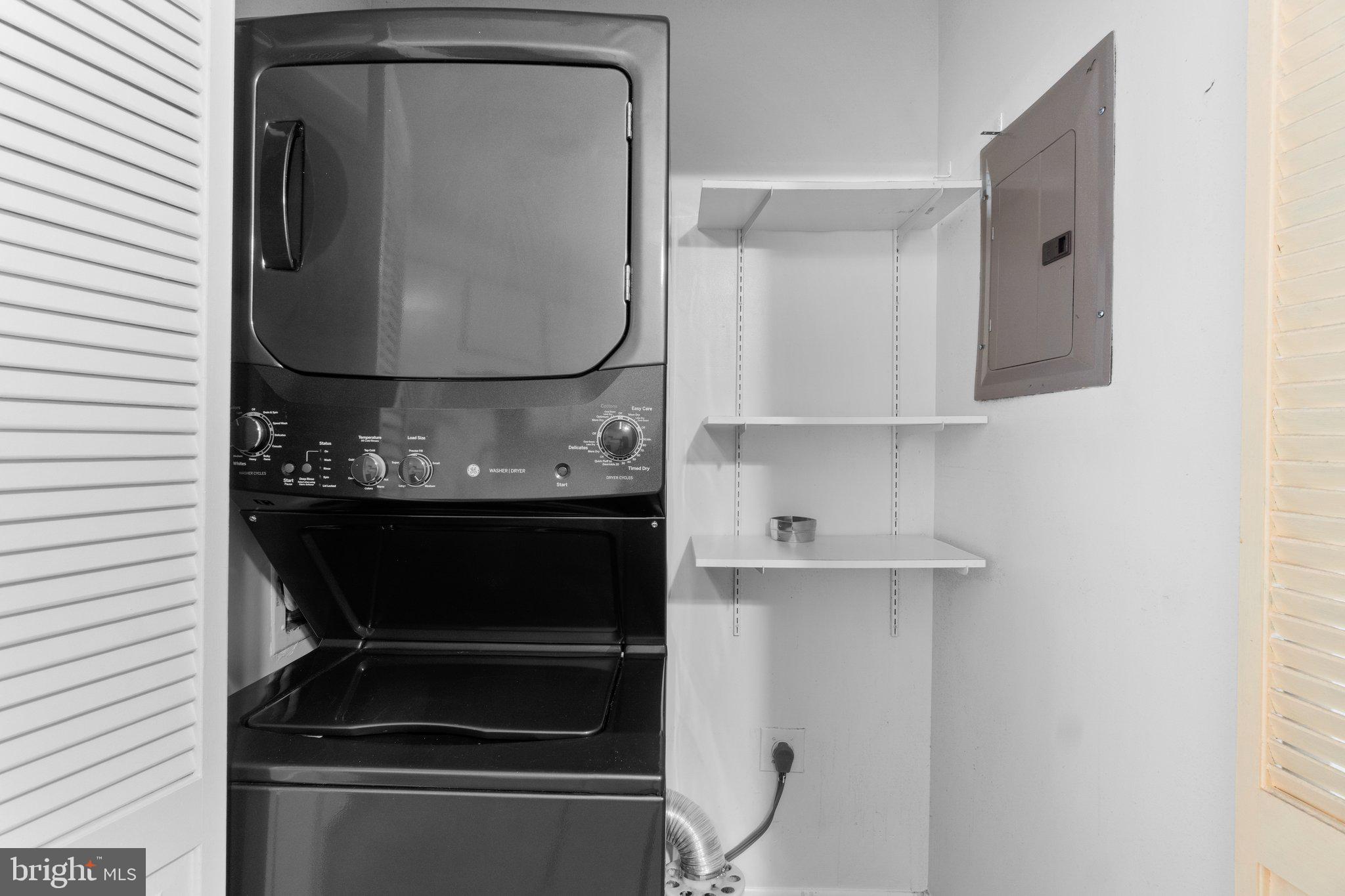 RIDGELY TOWSON CENTER - Residential