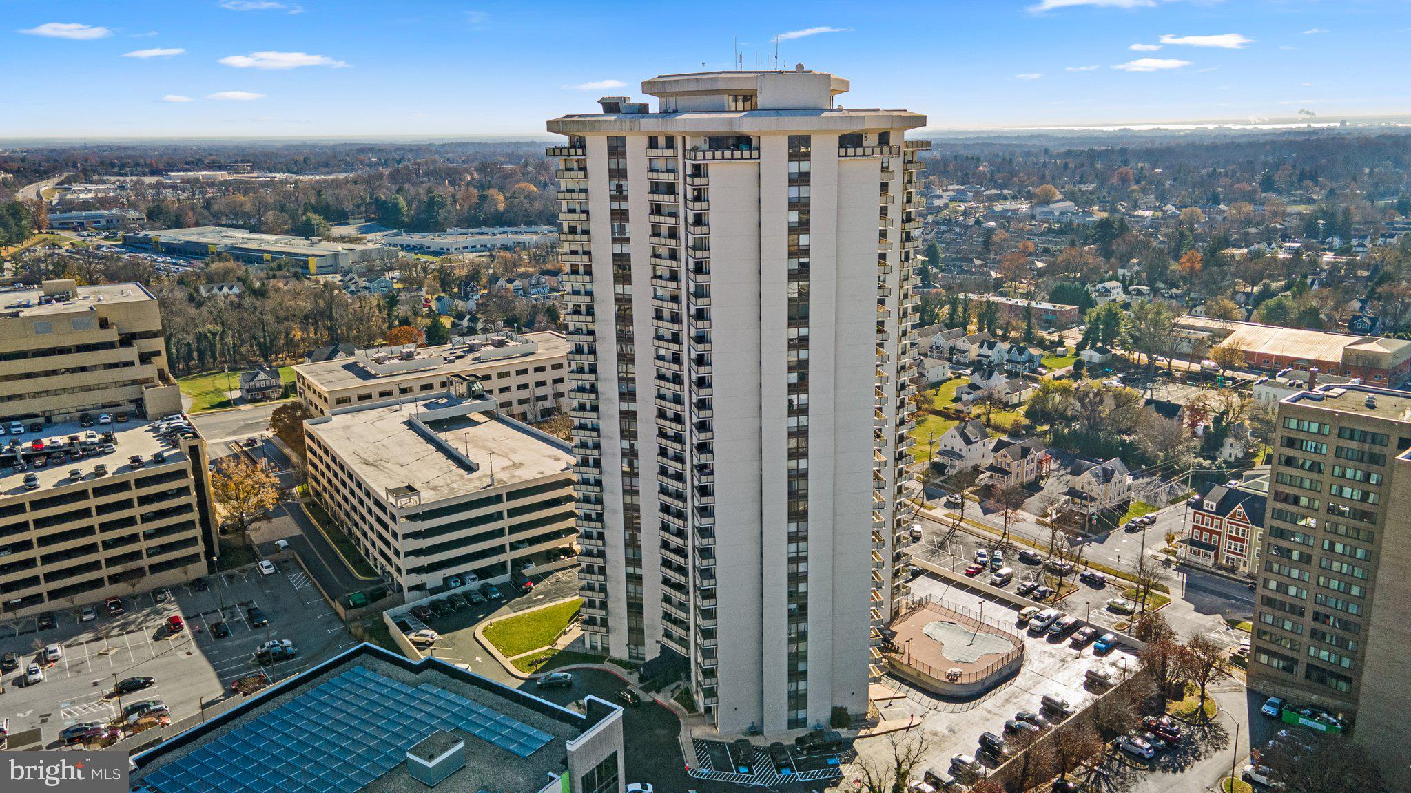 RIDGELY TOWSON CENTER - Residential