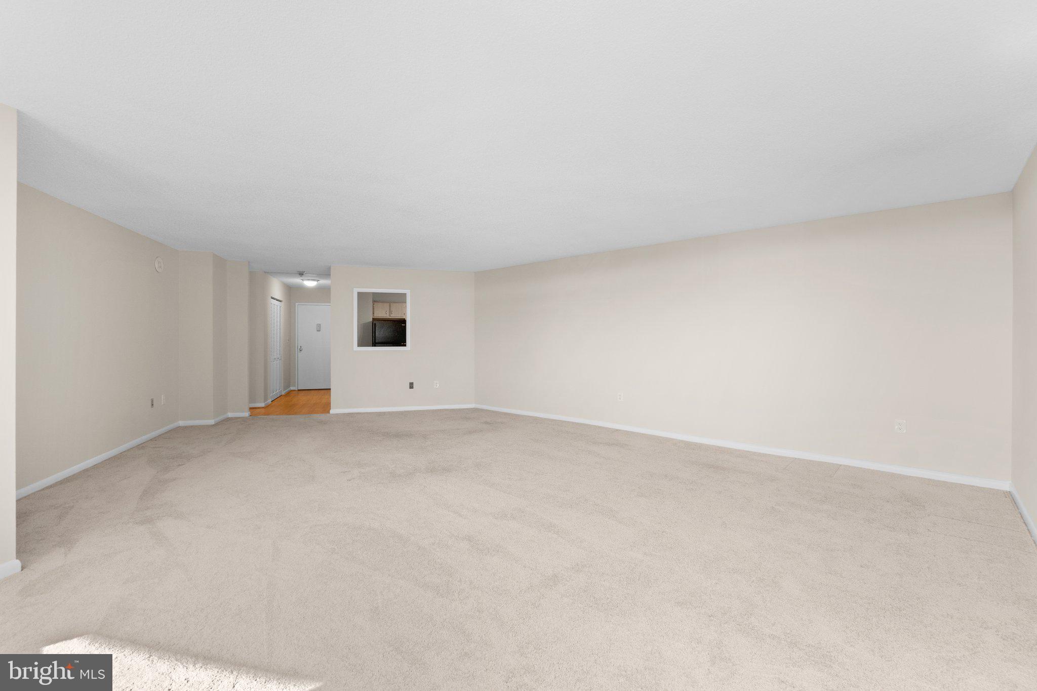 RIDGELY TOWSON CENTER - Residential