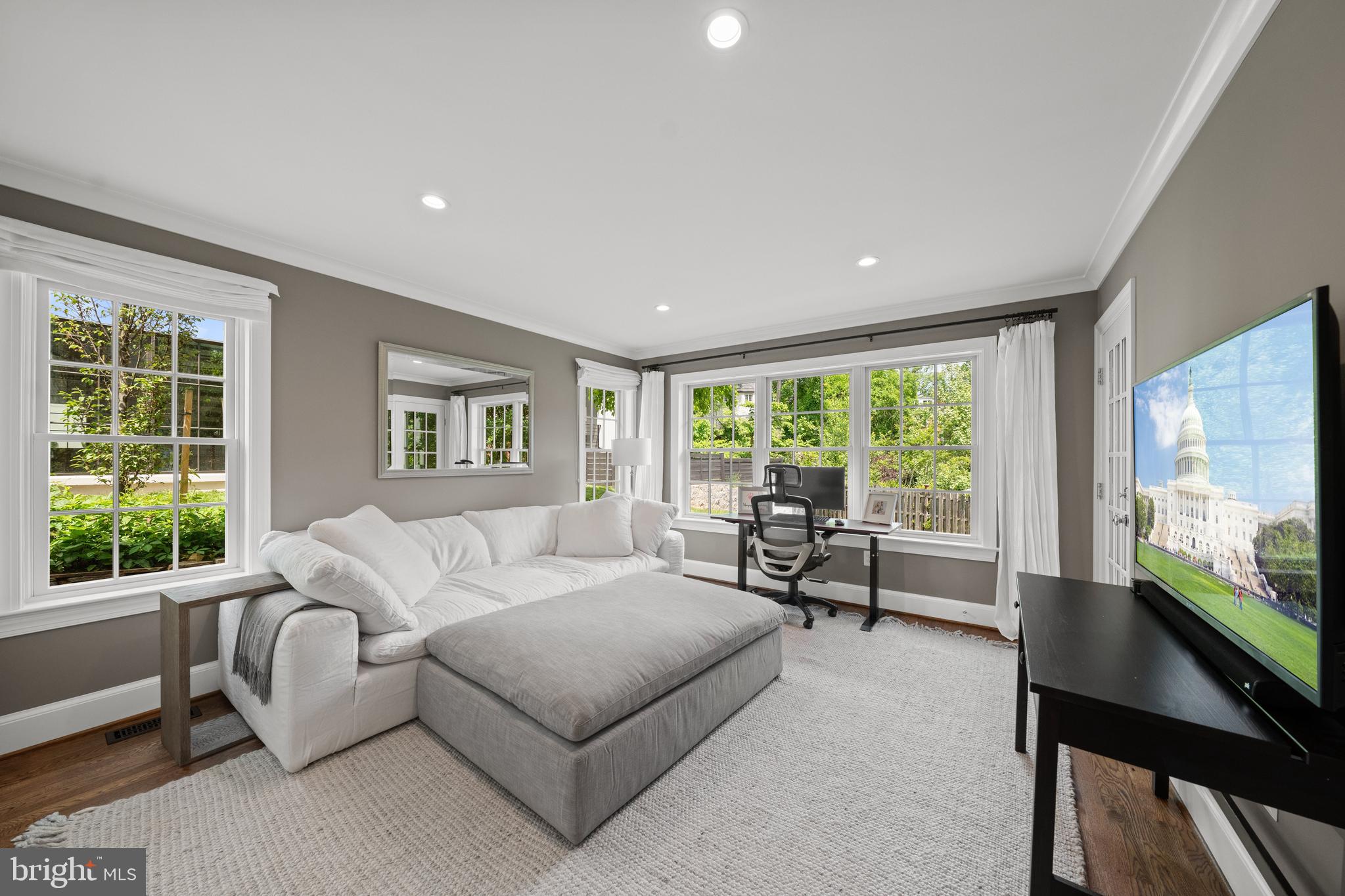 ROLLINGWOOD - Residential