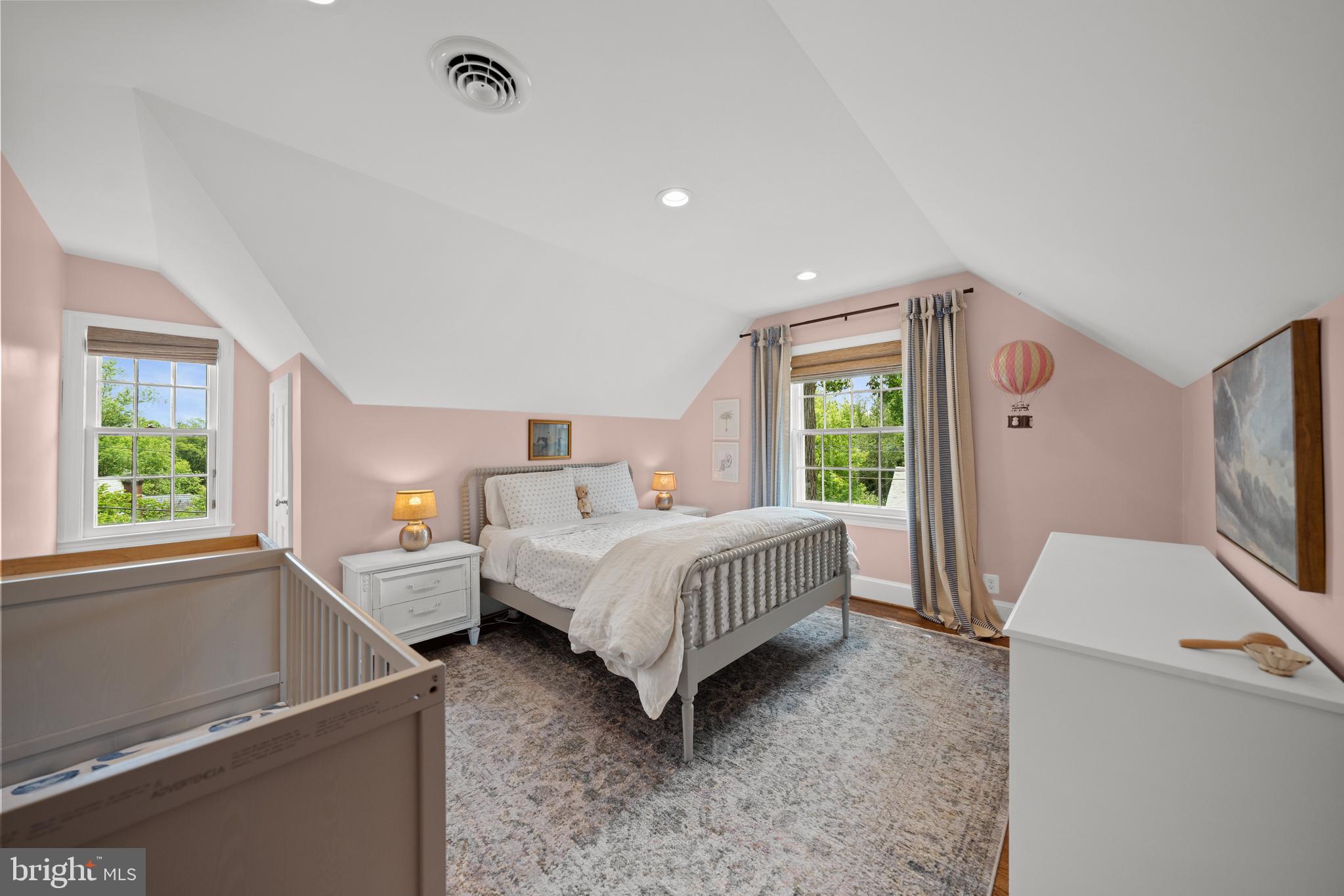 ROLLINGWOOD - Residential