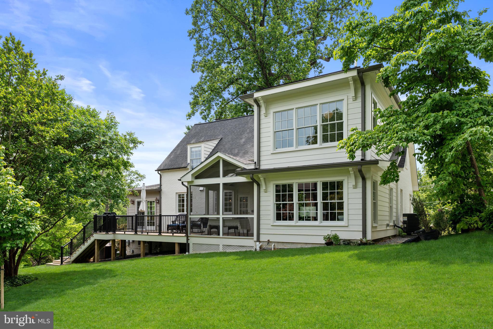 ROLLINGWOOD - Residential