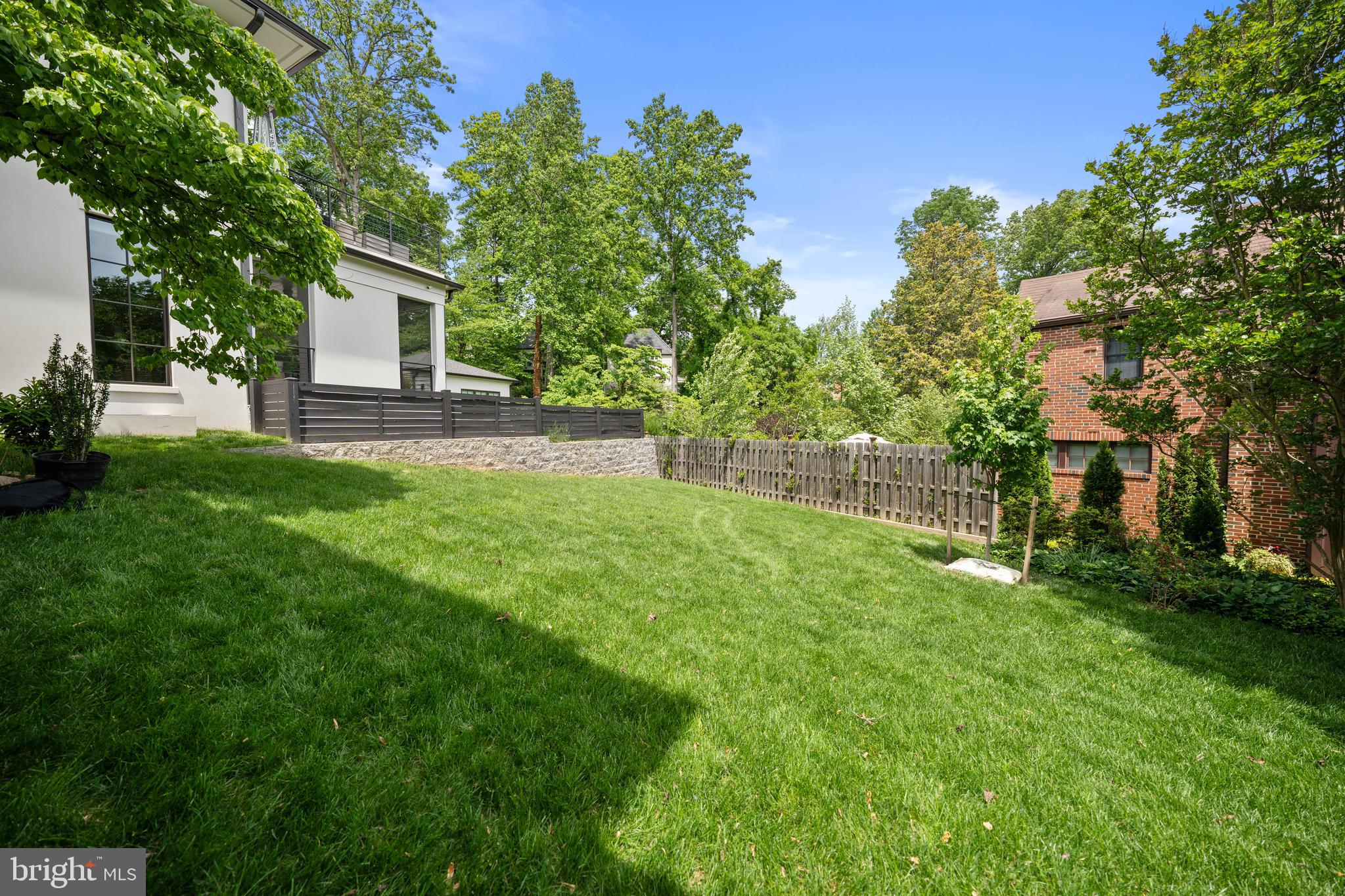 ROLLINGWOOD - Residential