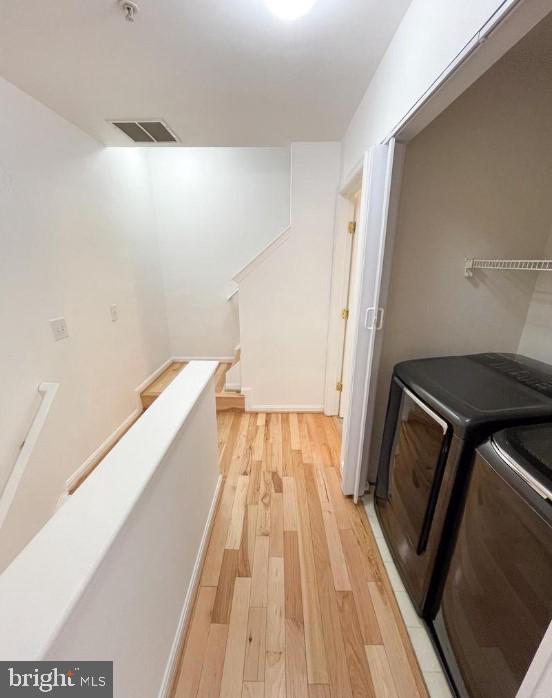 CLOVERLEAF COMMONS - Residential Lease