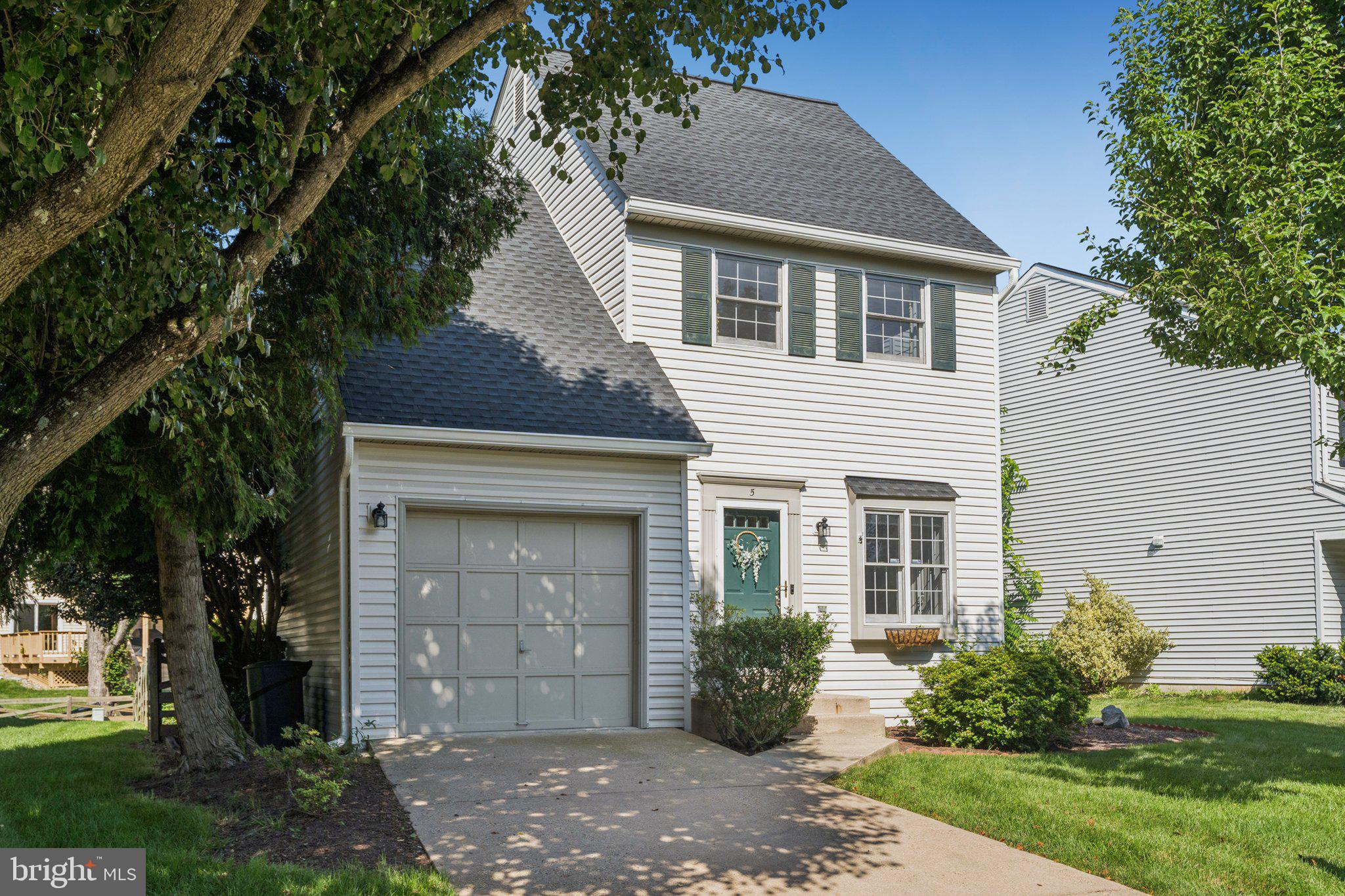 5 MCCARTY COURT