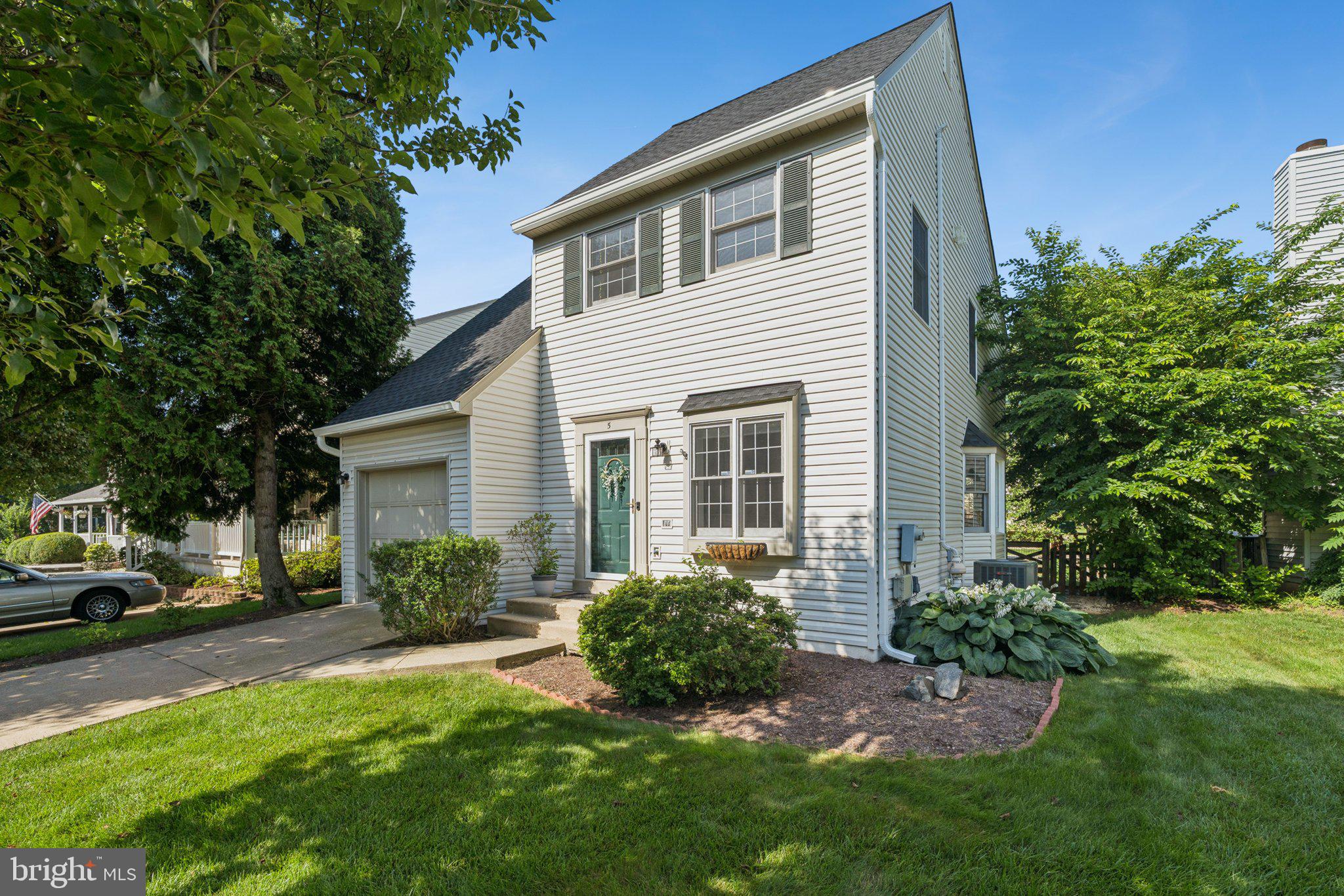 5 MCCARTY COURT