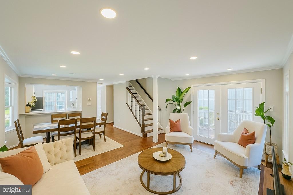 5 MCCARTY COURT