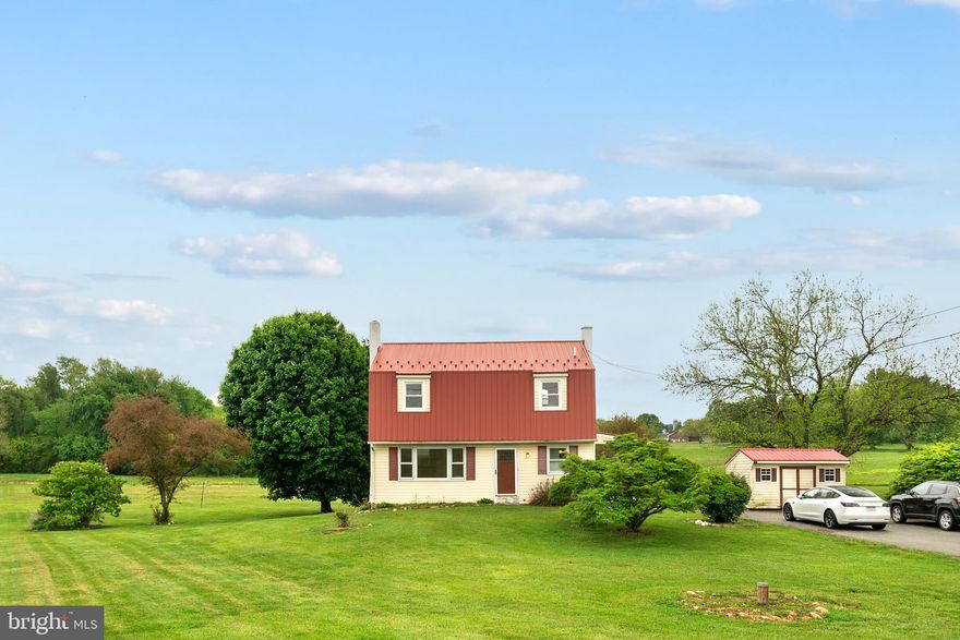 Welcome to 557 Media Road, your own private haven set on 1.3 picturesque acres that live like 1000, surrounded by farmland and uninterrupted views.
This 3-bedroom, 2.5-bath home offers a rare combination of privacy, setting, and opportunity. Thoughtful updates have already been completed, including a newer 50-year metal roof, updated siding, and a beautifully renovated kitchen in 2020 creating a strong foundation for the next owner.
Inside, the home offers comfortable living spaces filled with natural light and a layout designed for everyday living. A walk-out basement provides additional potential ideal for creating more living space, a home office, gym, or recreation area.
Lovingly maintained by its original owner, this home is ready for its next chapter,offering the perfect opportunity for a new owner to add their own finishing touches and make it their own.
If you’ve been searching for space, privacy, and a setting that truly feels like an escape, this property delivers, all within convenient proximity to local amenities.