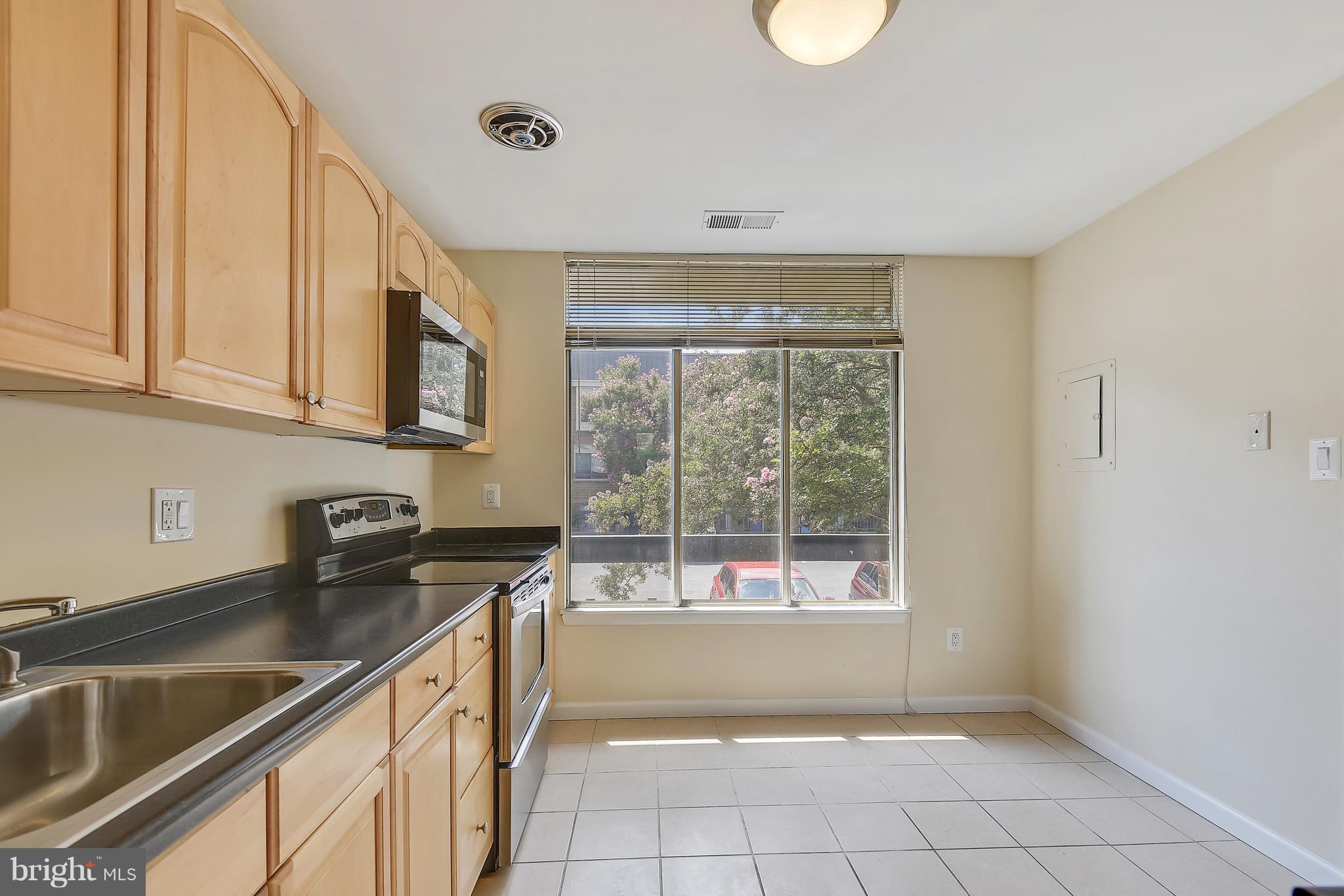 SOUTHAMPTON - Residential