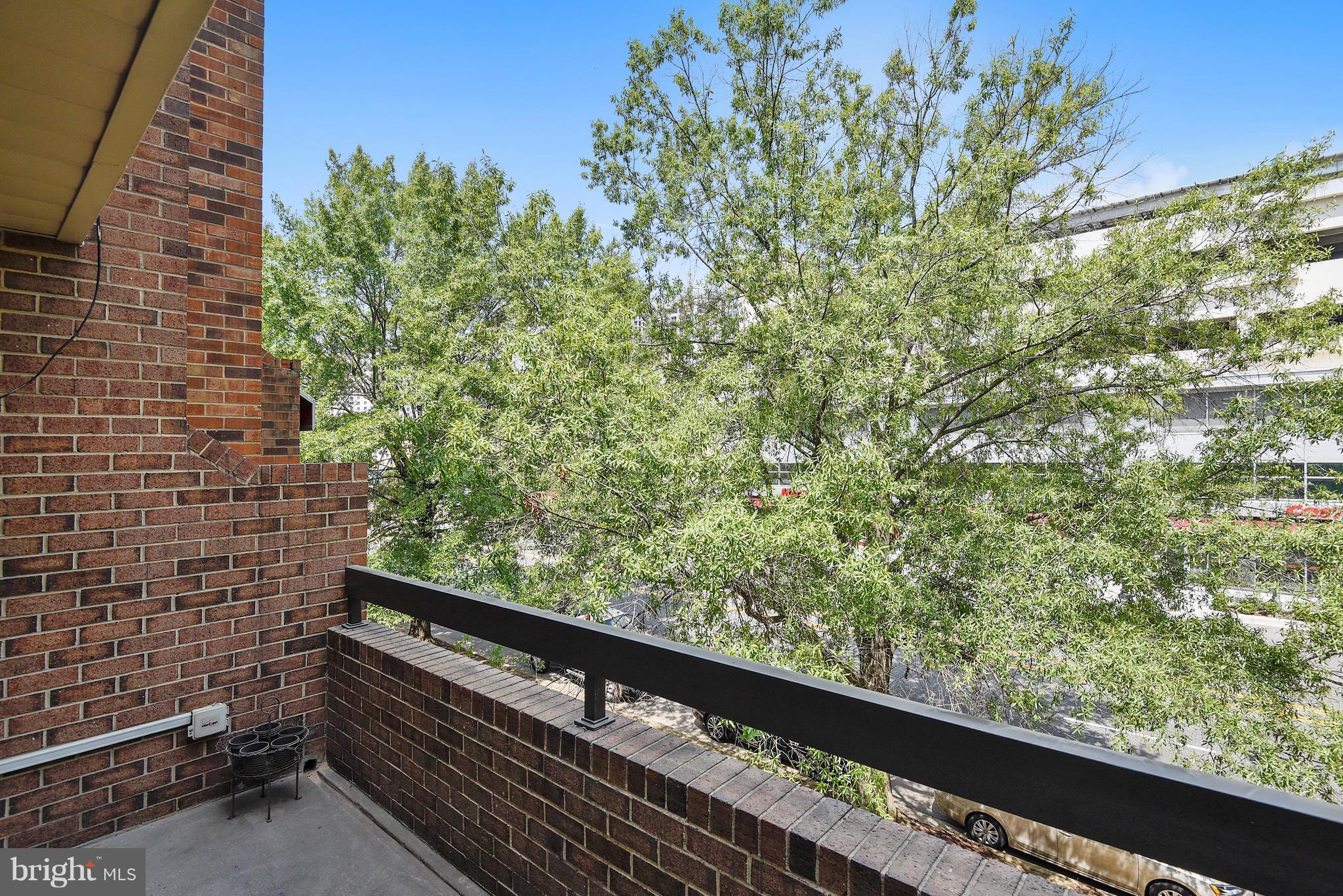 SOUTHAMPTON - Residential