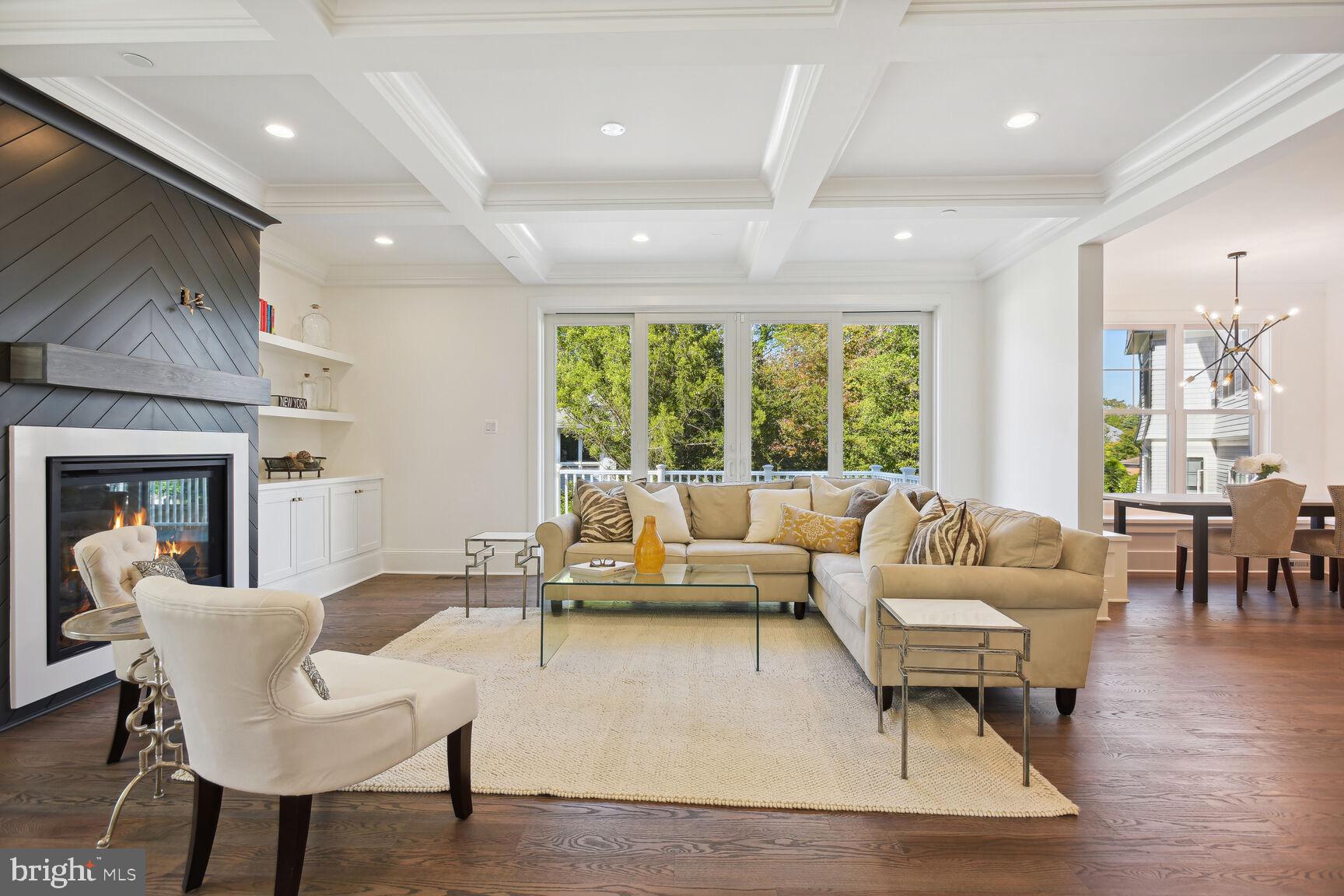 PINEVIEW - Residential