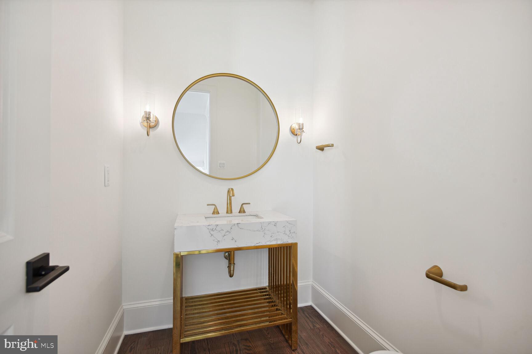 PINEVIEW - Residential