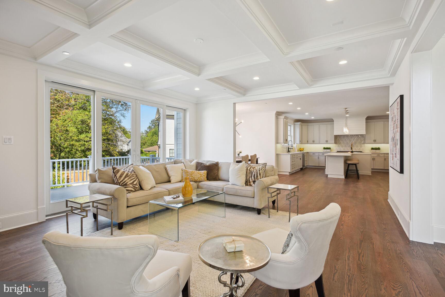 PINEVIEW - Residential