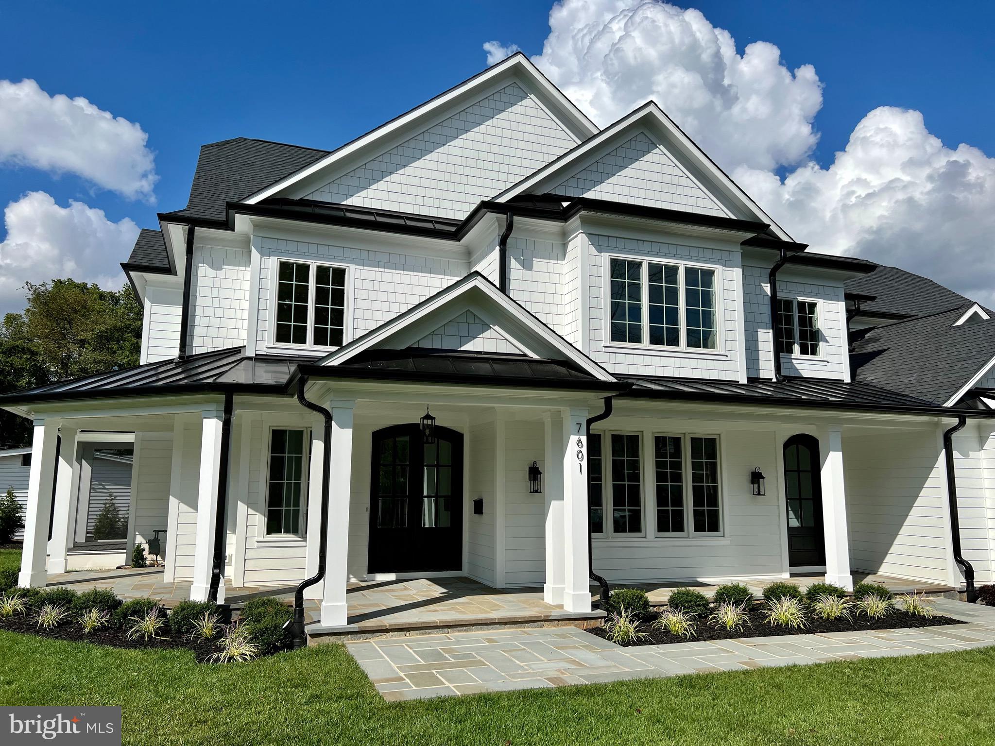 PINEVIEW - Residential