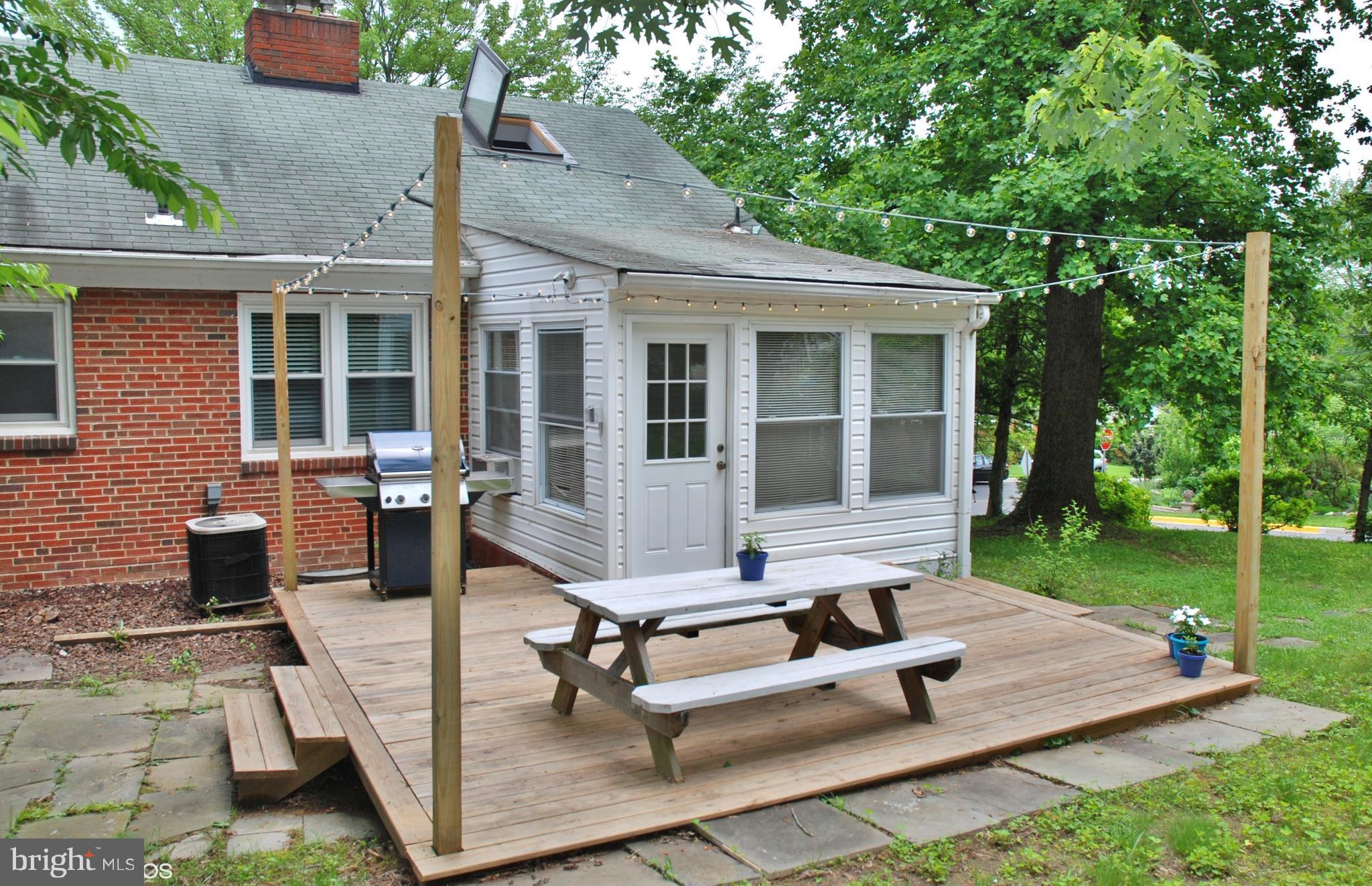 HITCHING POST - Residential