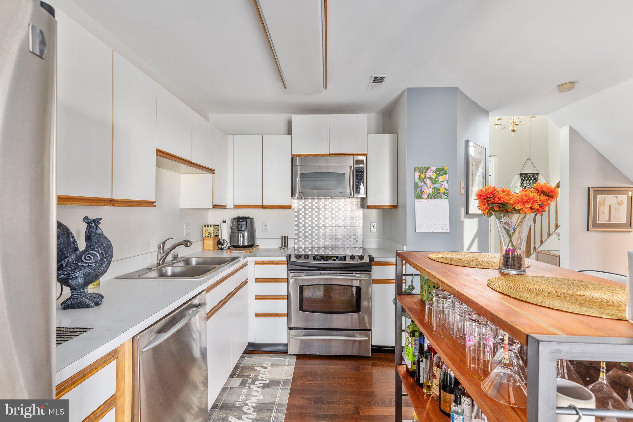 HERITAGE ESTATES - Residential