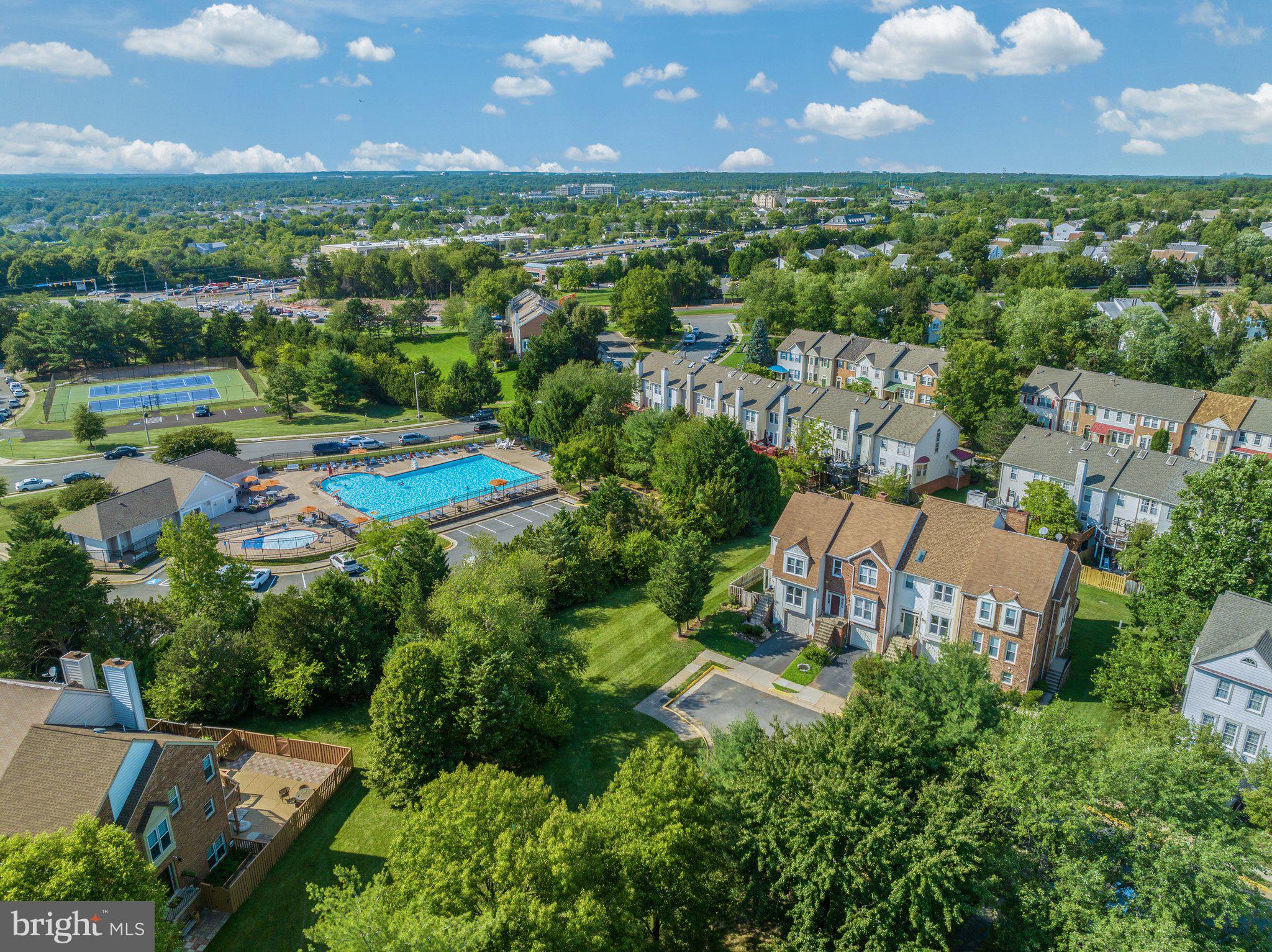 HERITAGE ESTATES - Residential