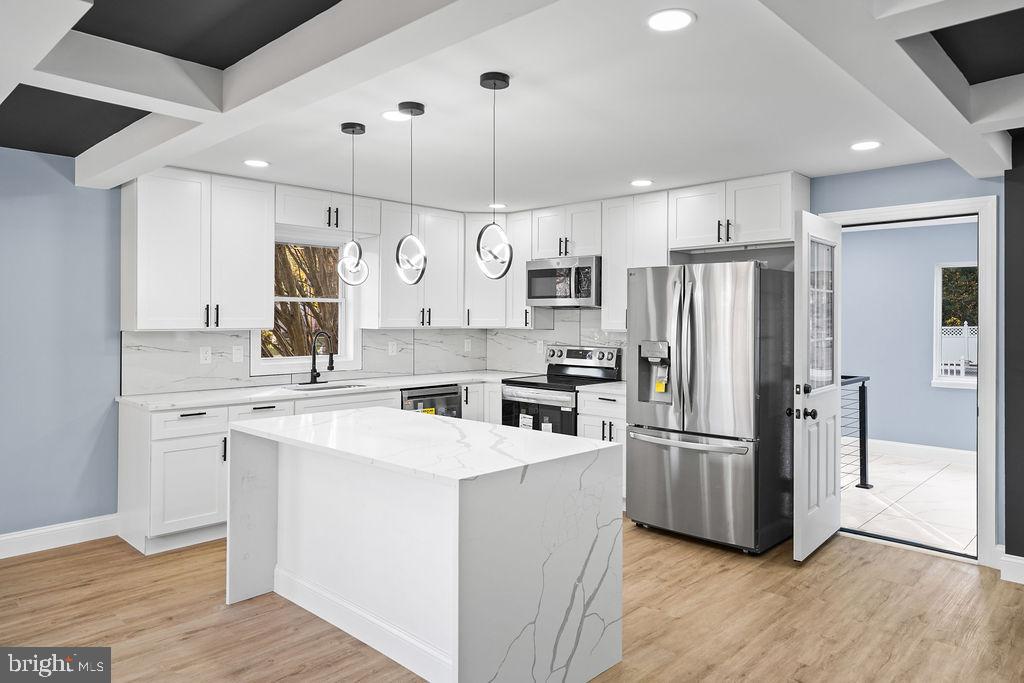 HIGH BRIDGE - Residential