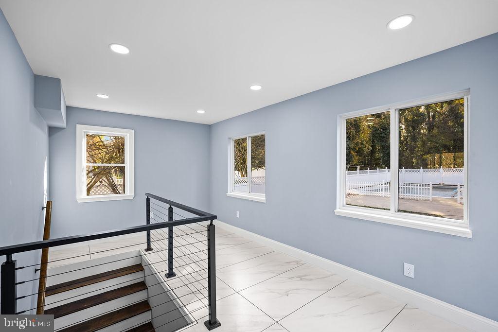 HIGH BRIDGE - Residential