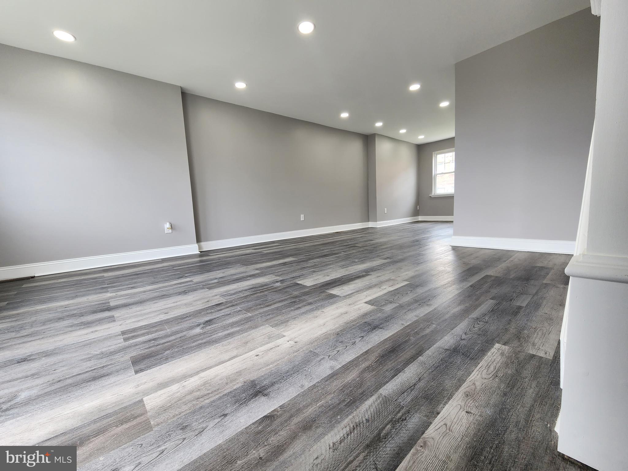 1552 N 10TH STREET