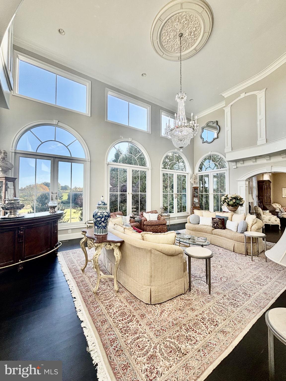 HOLLY HILLS - Residential