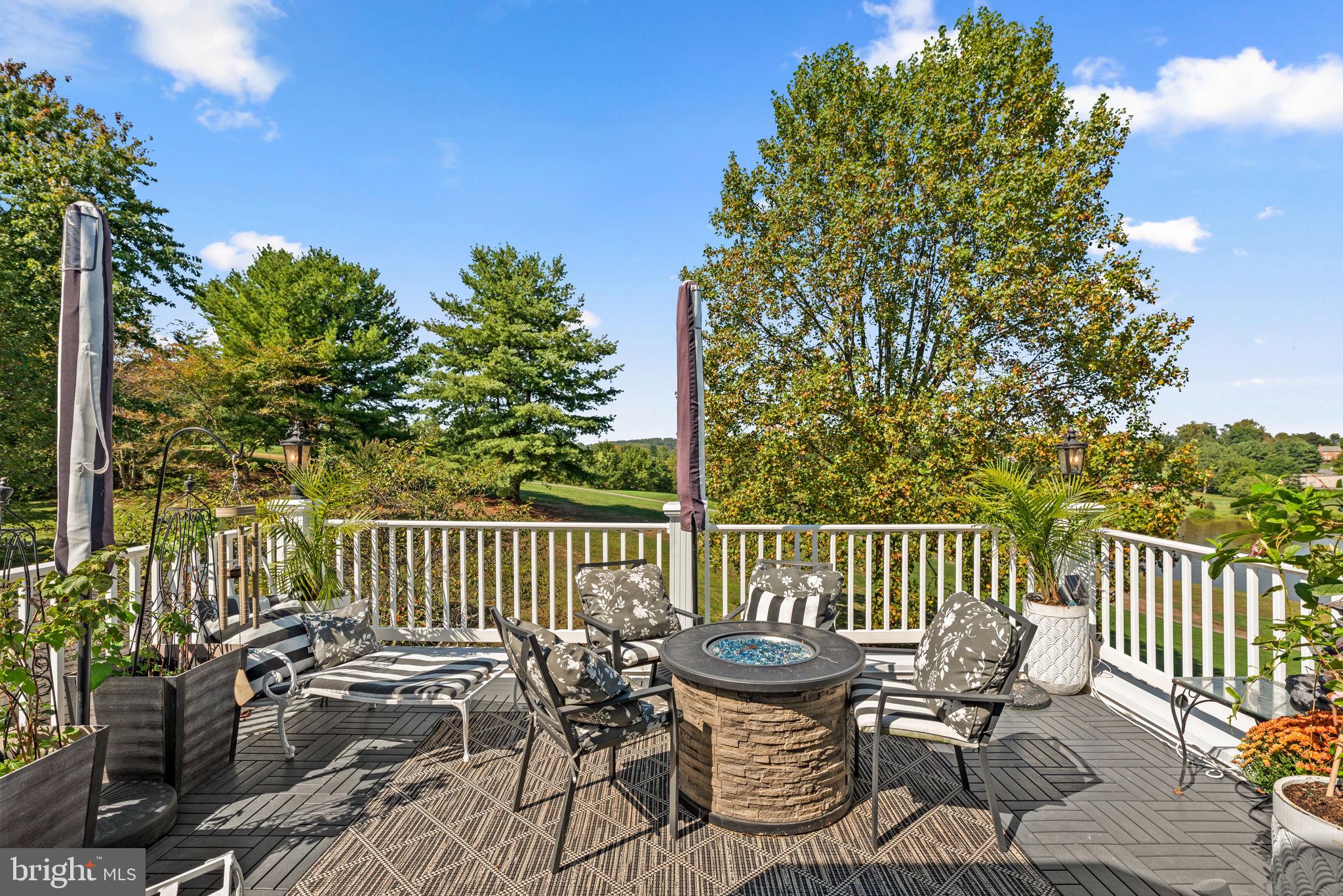 HOLLY HILLS - Residential