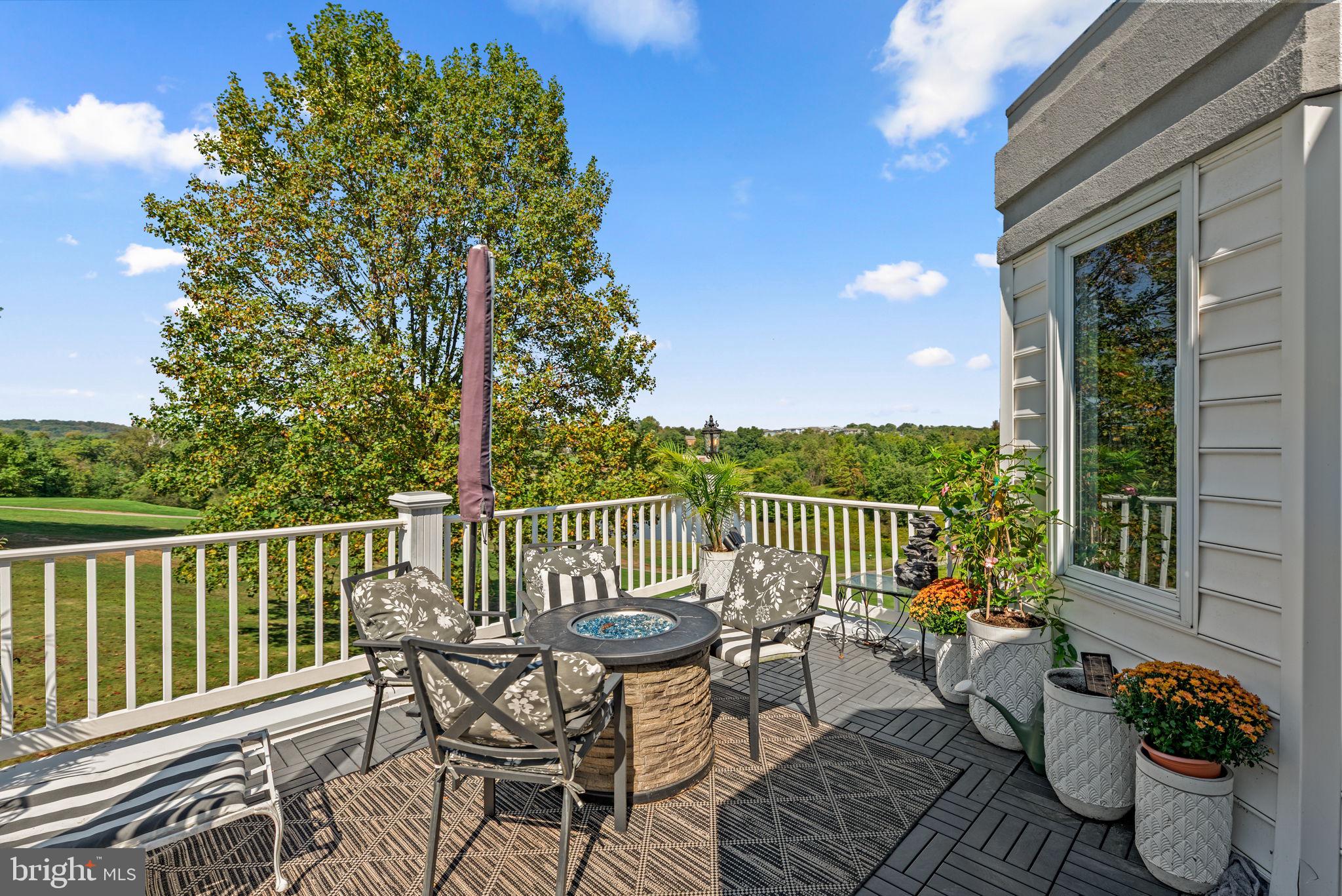 HOLLY HILLS - Residential